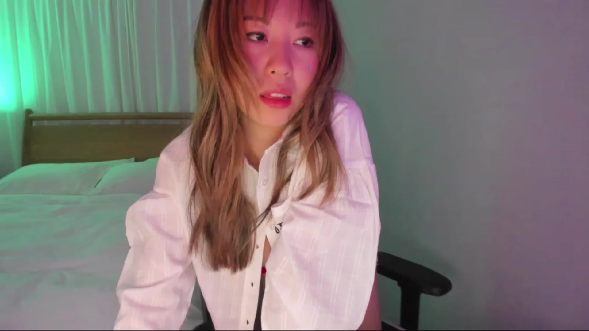Gallery image thumbnail from daisyy_'s myfreecams stream on, 12/17/2023, 09:14 image 16 of 20