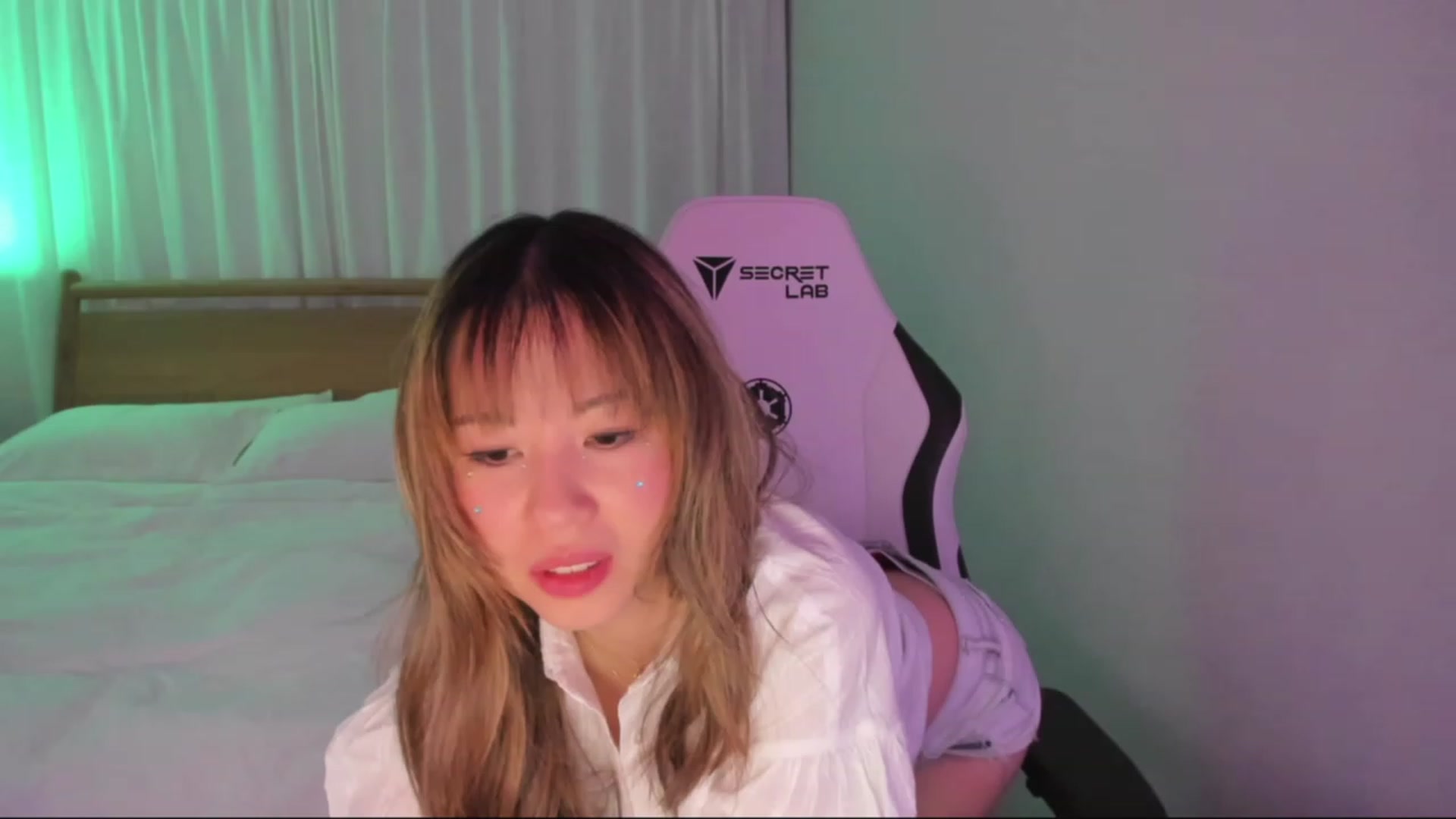 Gallery image thumbnail from daisyy_'s myfreecams stream on, 12/17/2023, 09:14 image 13 of 20