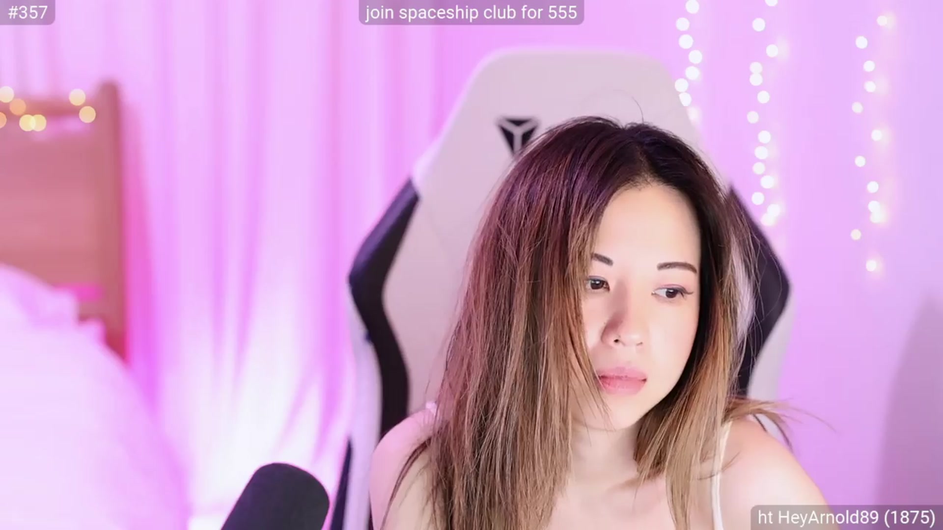 Gallery image thumbnail from daisyy_'s myfreecams stream on, 03/22/2024, 06:45 image 5 of 20