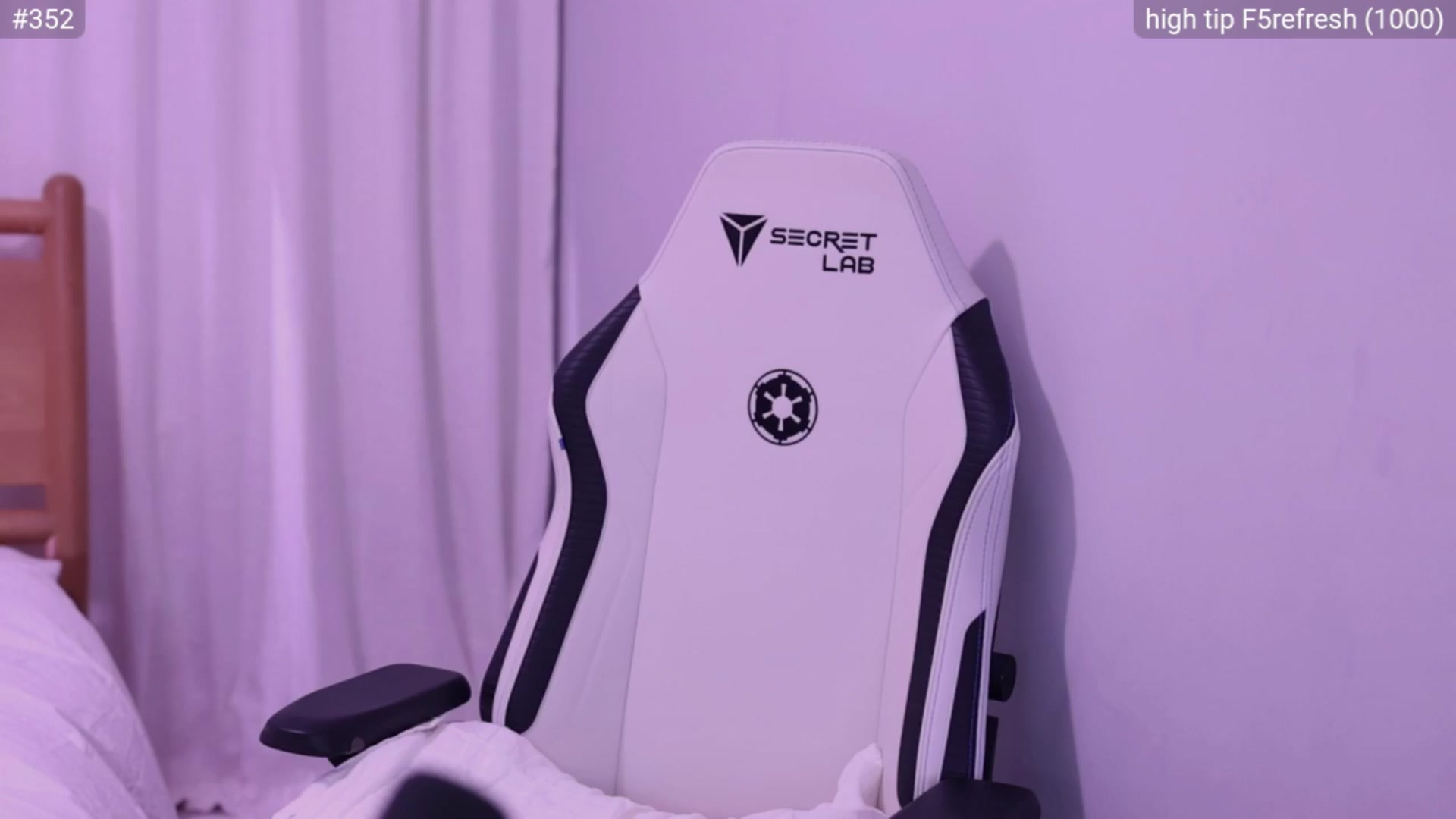 Gallery image thumbnail from daisyy_'s myfreecams stream on, 03/30/2024, 05:16 image 15 of 20