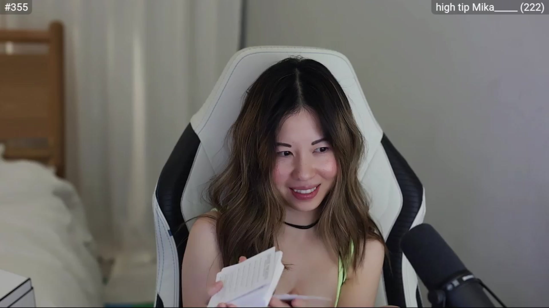 Gallery image thumbnail from daisyy_'s myfreecams stream on, 03/31/2024, 03:56 image 18 of 20