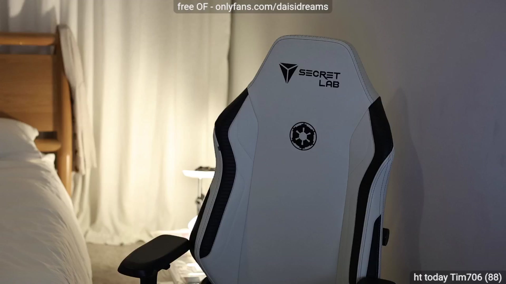 Gallery image thumbnail from daisyy_'s myfreecams stream on, 04/28/2024, 03:24 image 9 of 20