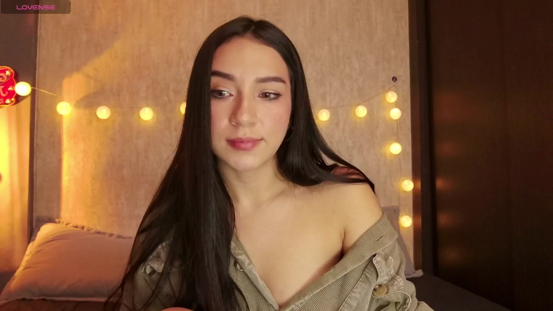 Gallery image thumbnail from dariadiaz_'s myfreecams stream on, 05/24/2024, 16:02 image 13 of 20