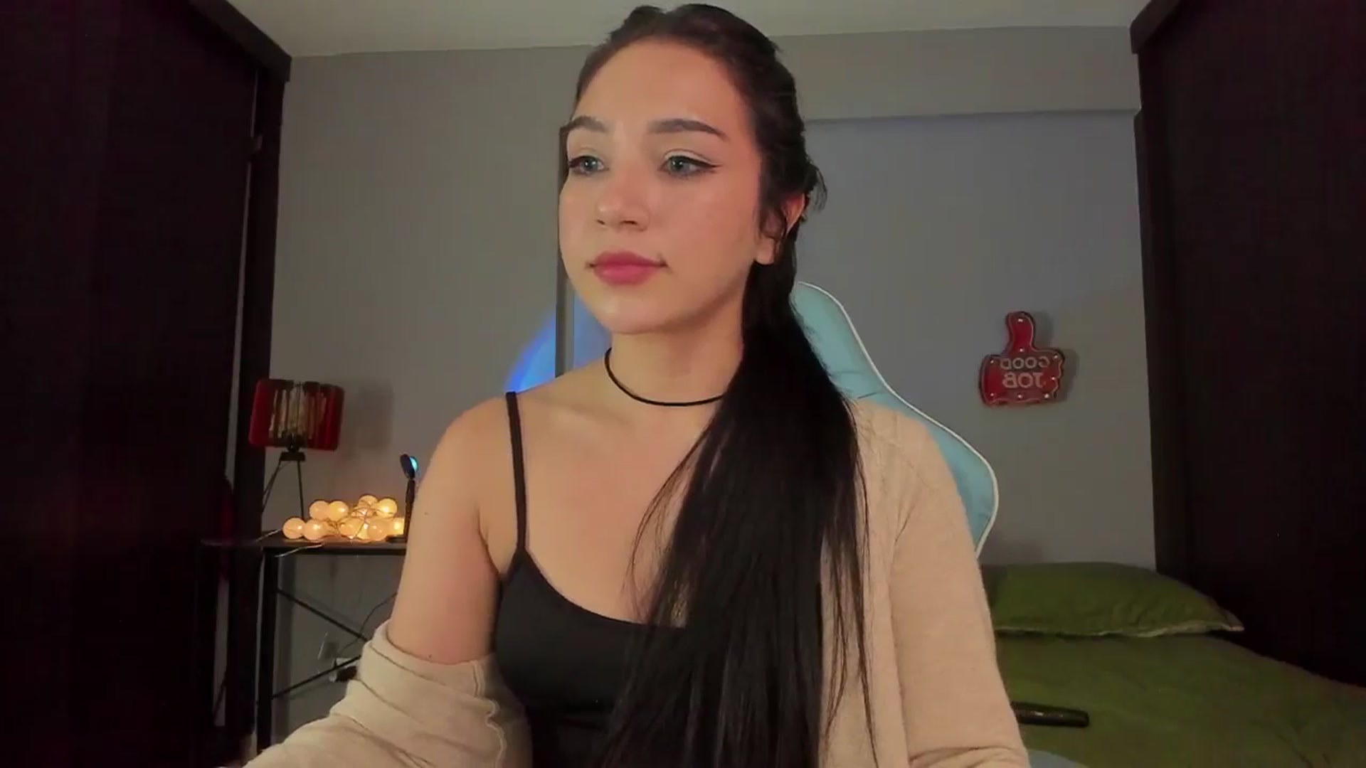 Gallery image thumbnail from dariadiaz_'s myfreecams stream on, 06/07/2024, 15:42 image 17 of 20