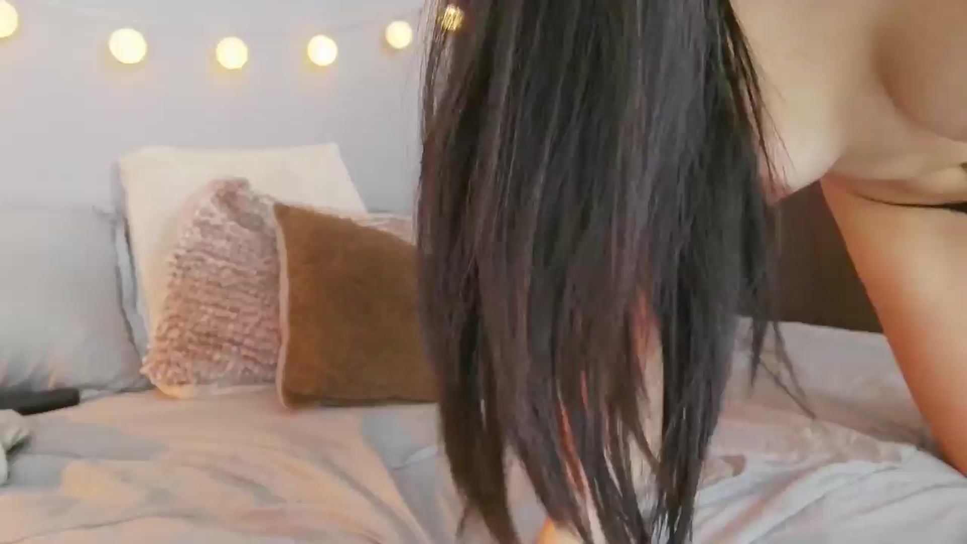 Gallery image thumbnail from dariadiaz_'s myfreecams stream on, 08/12/2024, 17:57 image 15 of 20