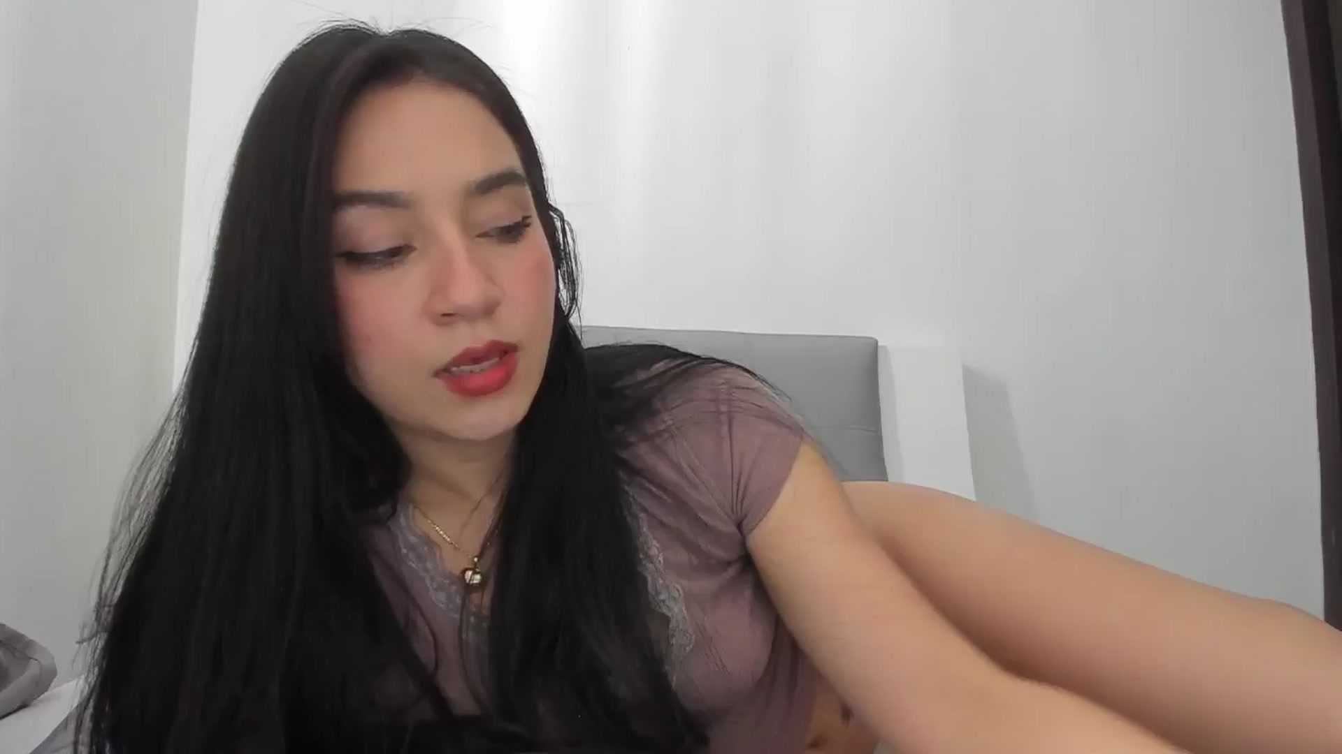 Gallery image thumbnail from dariadiaz_'s myfreecams stream on, 11/28/2024, 17:55 image 8 of 20