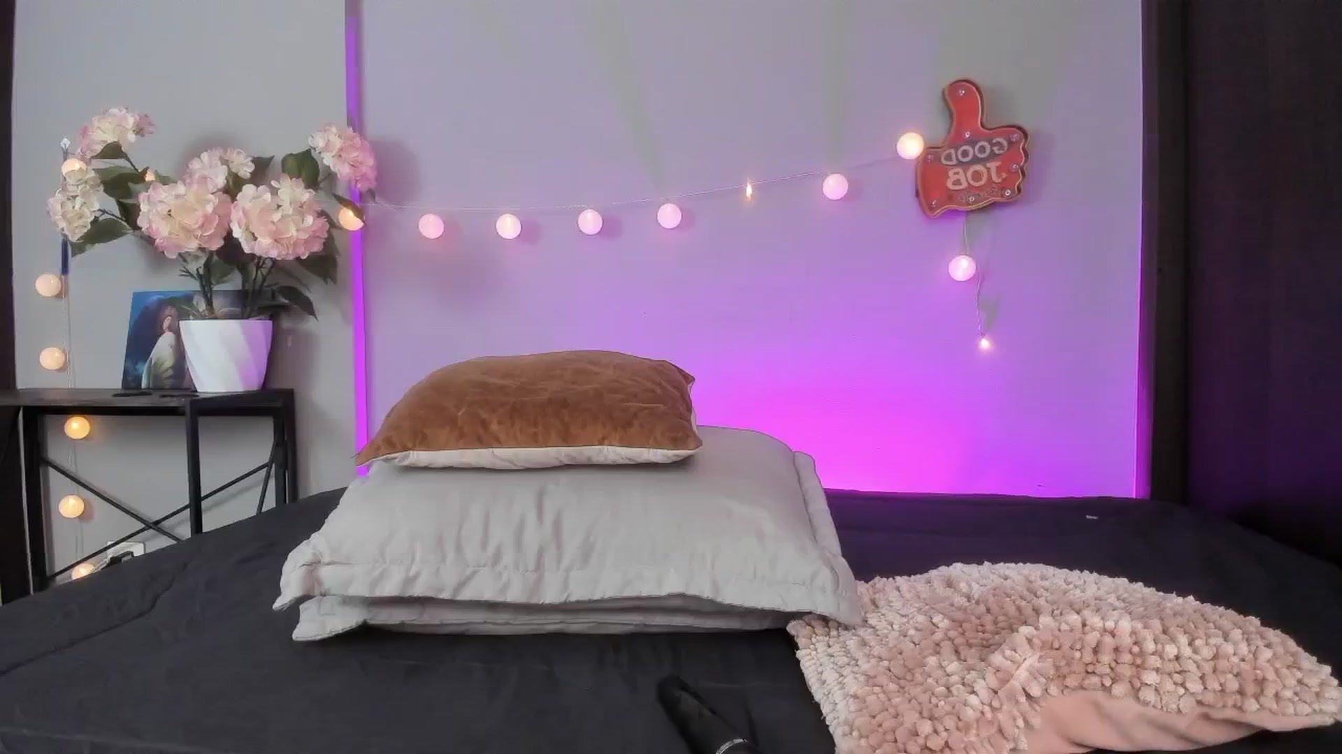 Gallery image thumbnail from dariadiaz_'s myfreecams stream on, 12/03/2024, 16:34 image 13 of 20
