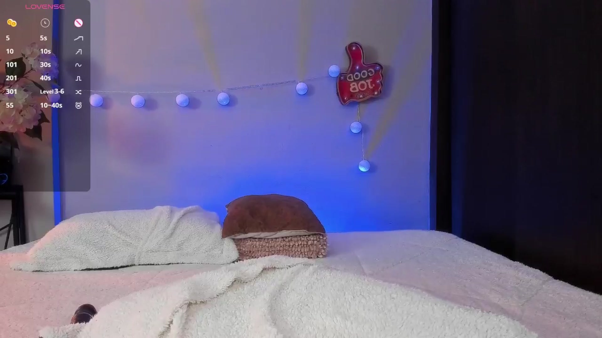 Gallery image thumbnail from dariadiaz_'s myfreecams stream on, 12/26/2024, 16:42 image 15 of 20