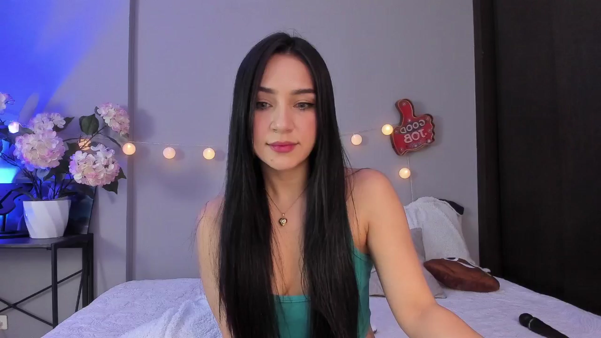 Gallery image thumbnail from dariadiaz_'s myfreecams stream on, 01/13/2025, 16:15 image 1 of 20
