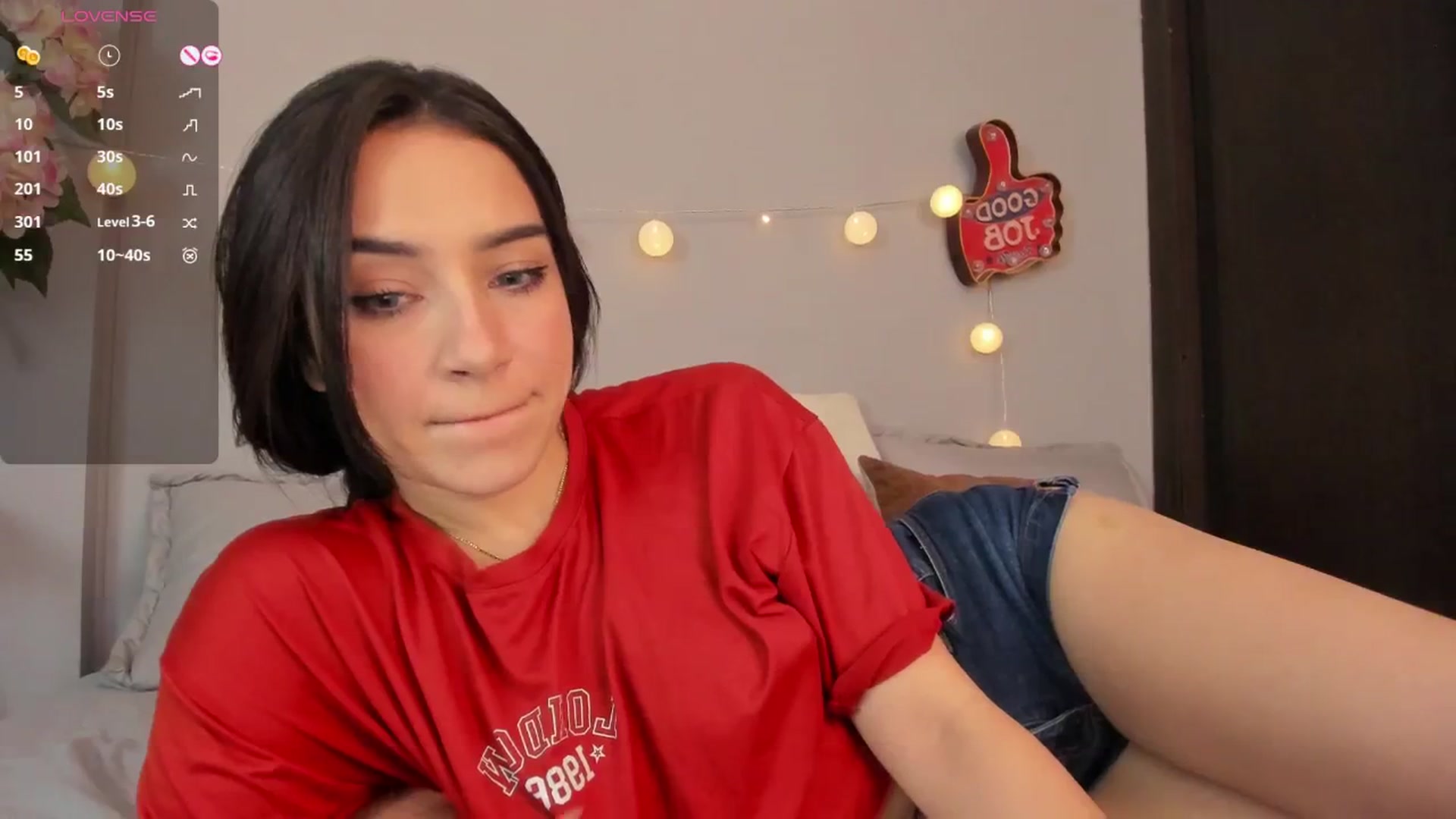 Gallery image thumbnail from dariadiaz_'s myfreecams stream on, 01/17/2025, 16:00 image 10 of 20