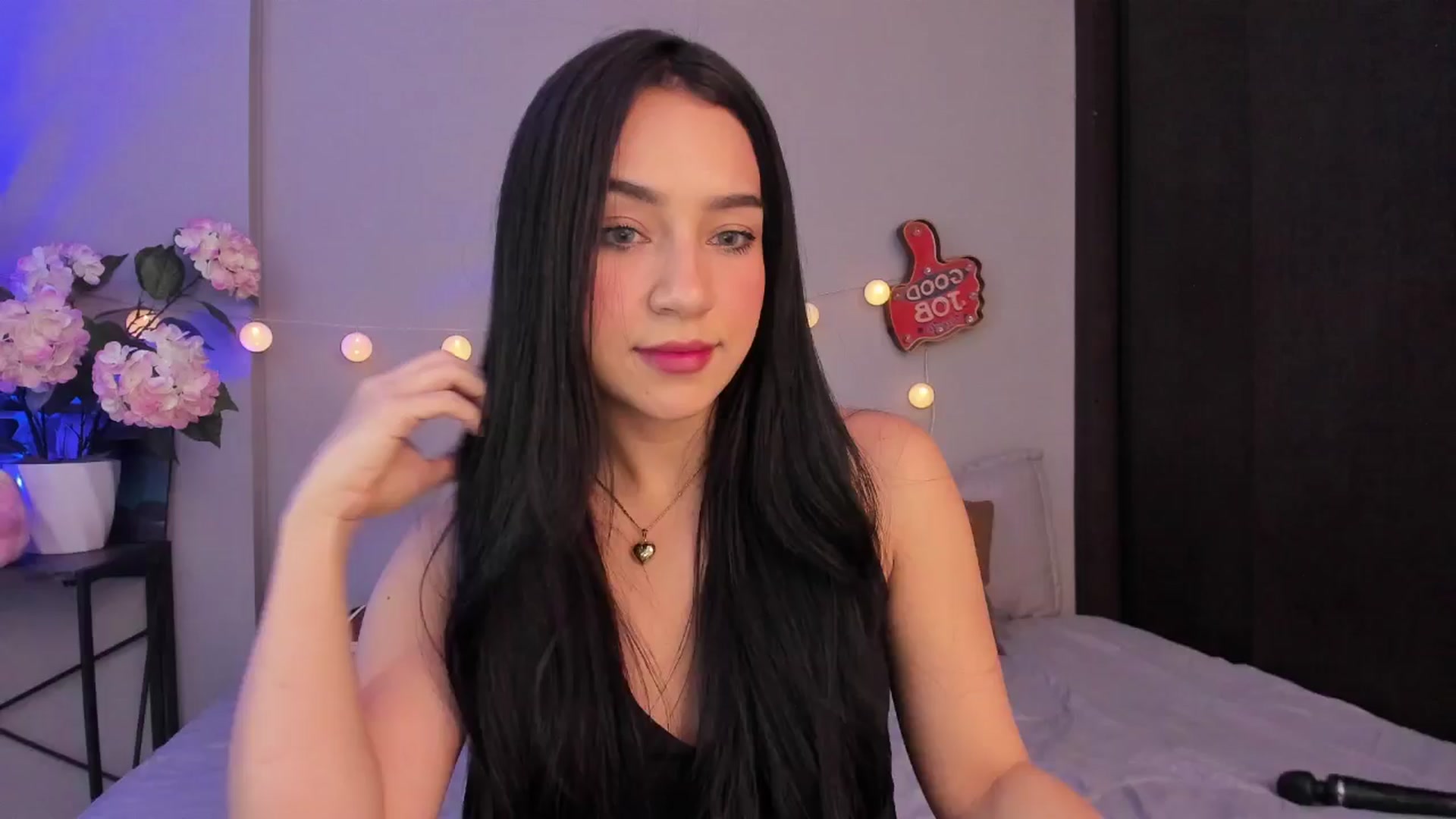 Gallery image thumbnail from dariadiaz_'s myfreecams stream on, 01/22/2025, 17:05 image 14 of 20