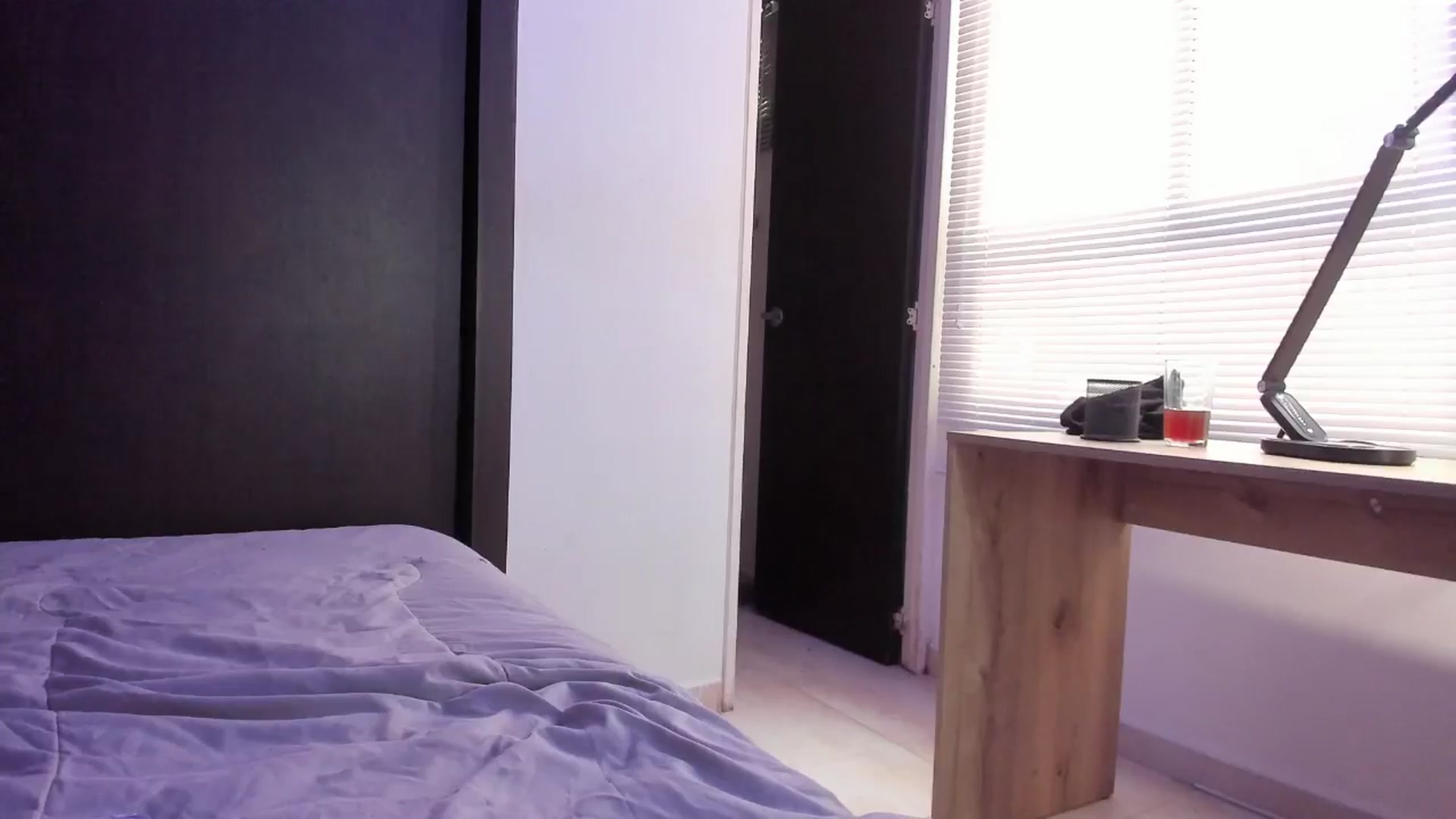 Gallery image thumbnail from dariadiaz_'s myfreecams stream on, 02/24/2025, 20:17 image 16 of 20