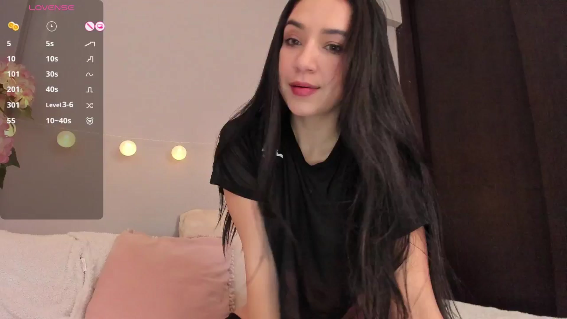 Gallery image thumbnail from dariadiaz_'s myfreecams stream on, 03/01/2025, 17:10 image 1 of 20