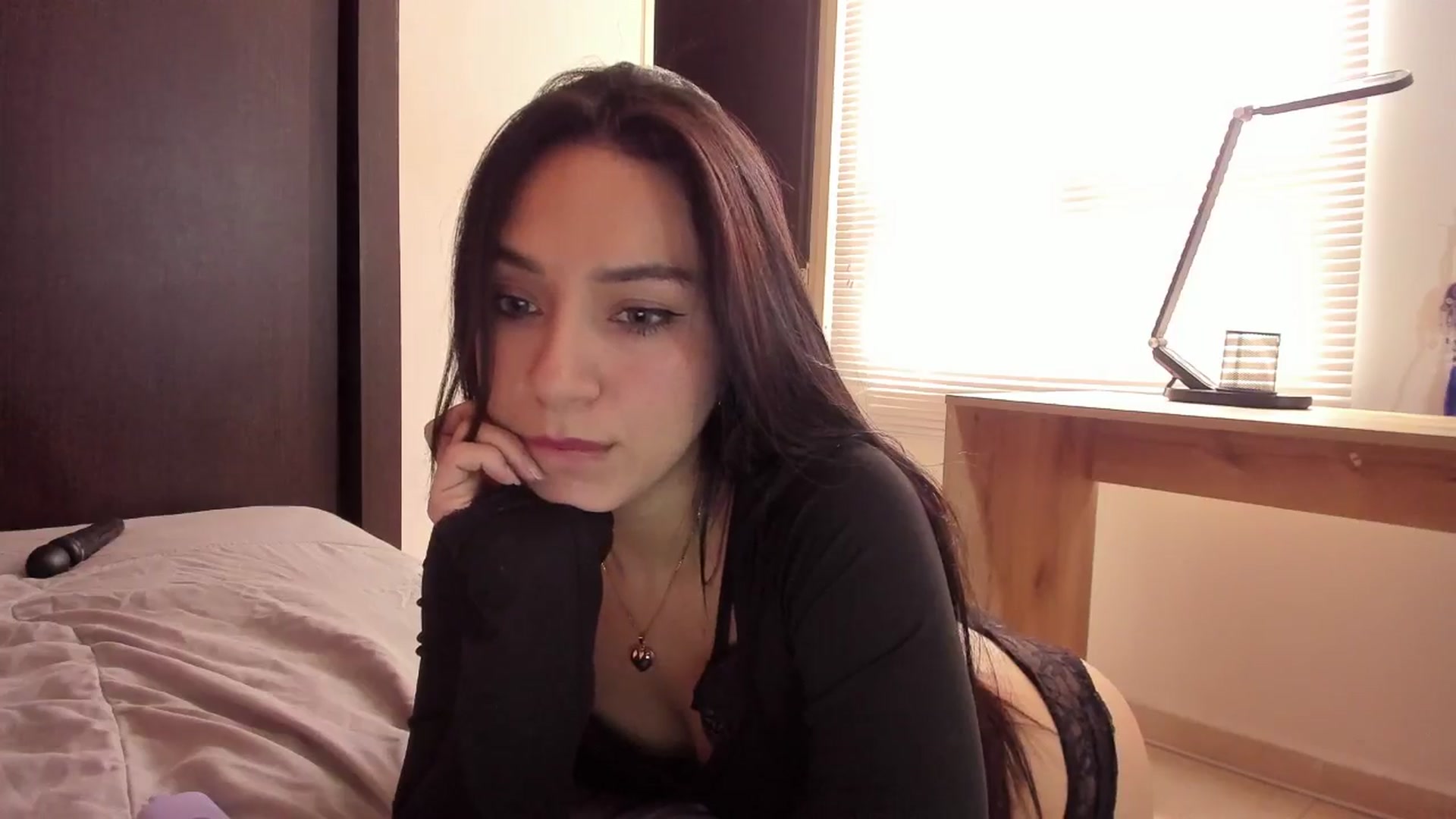 Gallery image thumbnail from dariadiaz_'s myfreecams stream on, 03/11/2025, 16:25 image 15 of 20