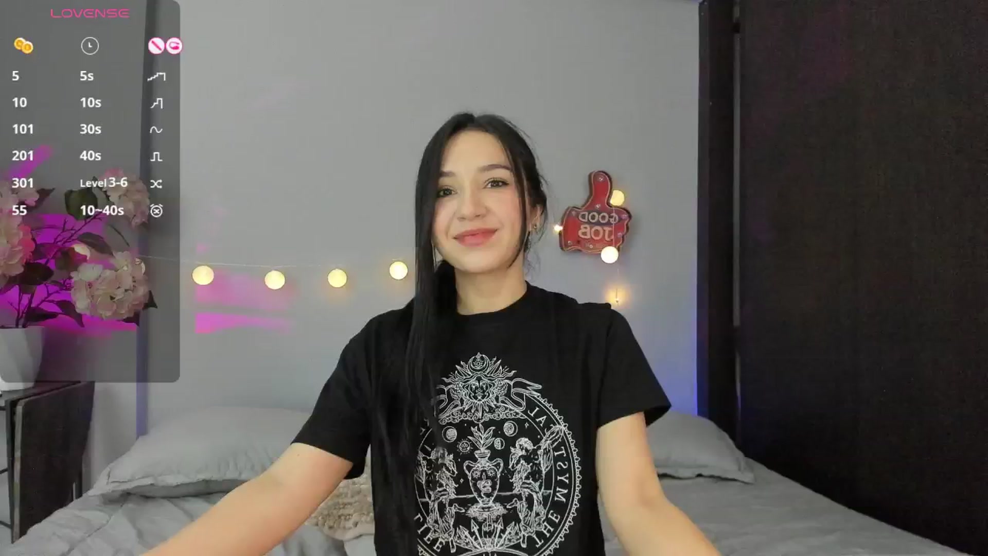 Gallery image thumbnail from dariadiaz_'s myfreecams stream on, 03/21/2025, 17:53 image 5 of 20