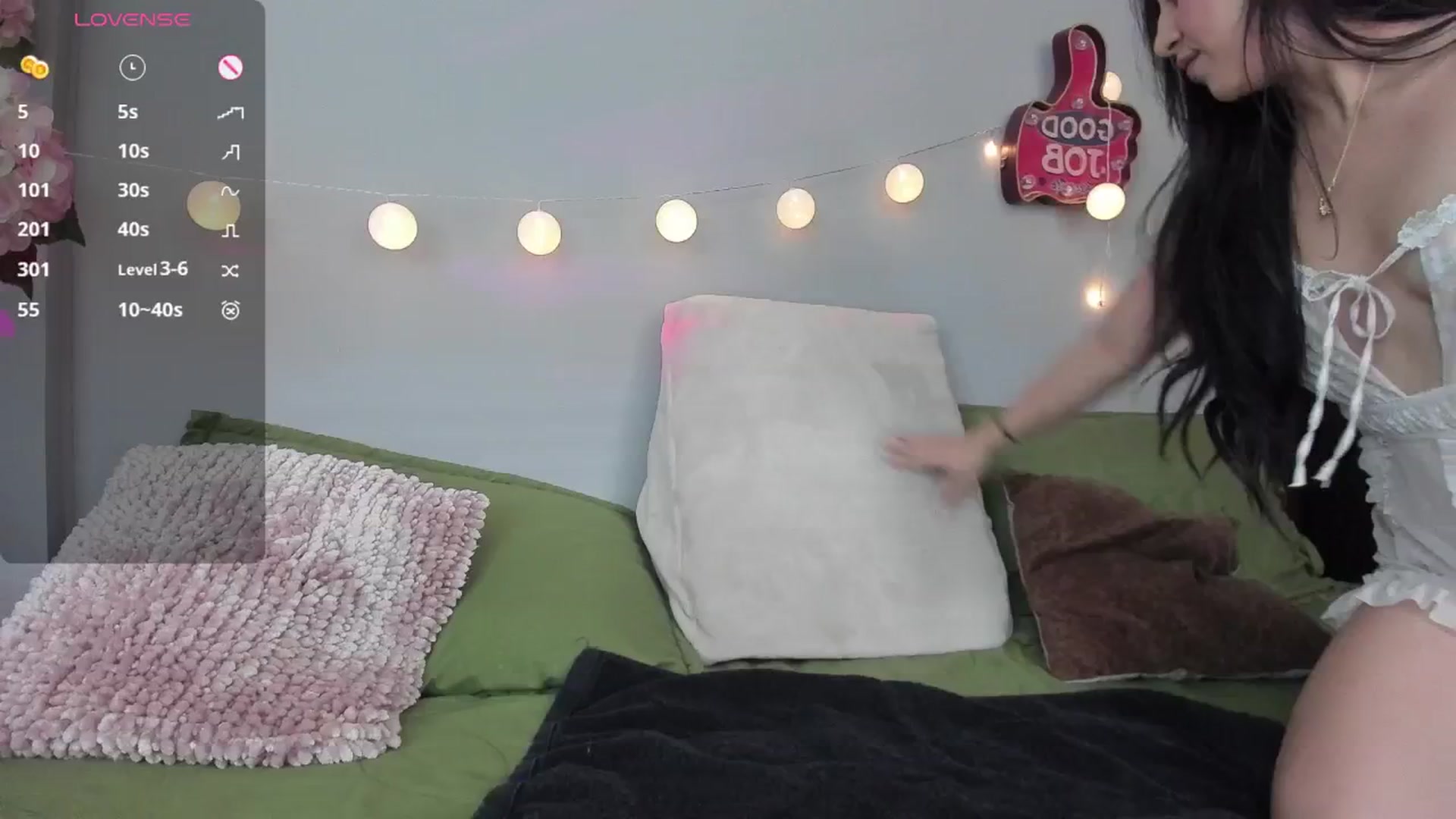 Gallery image thumbnail from dariadiaz_'s myfreecams stream on, 04/02/2025, 16:45 image 11 of 20
