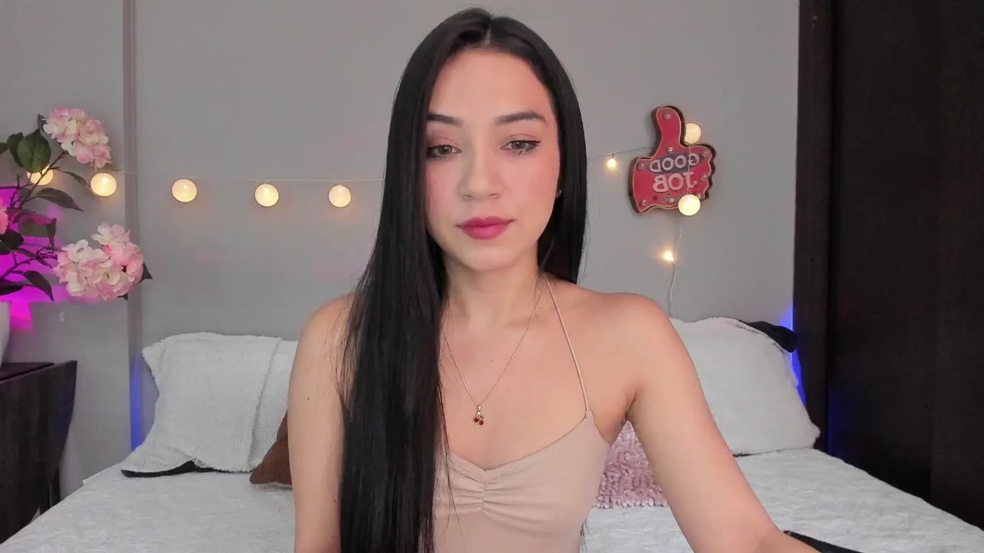 Gallery image thumbnail from dariadiaz_'s myfreecams stream on, 04/21/2025, 16:42 image 2 of 20