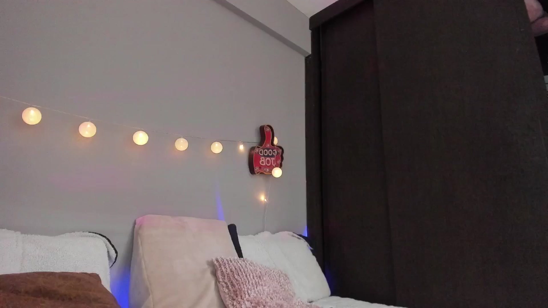 Gallery image thumbnail from dariadiaz_'s myfreecams stream on, 04/21/2025, 17:15 image 1 of 20