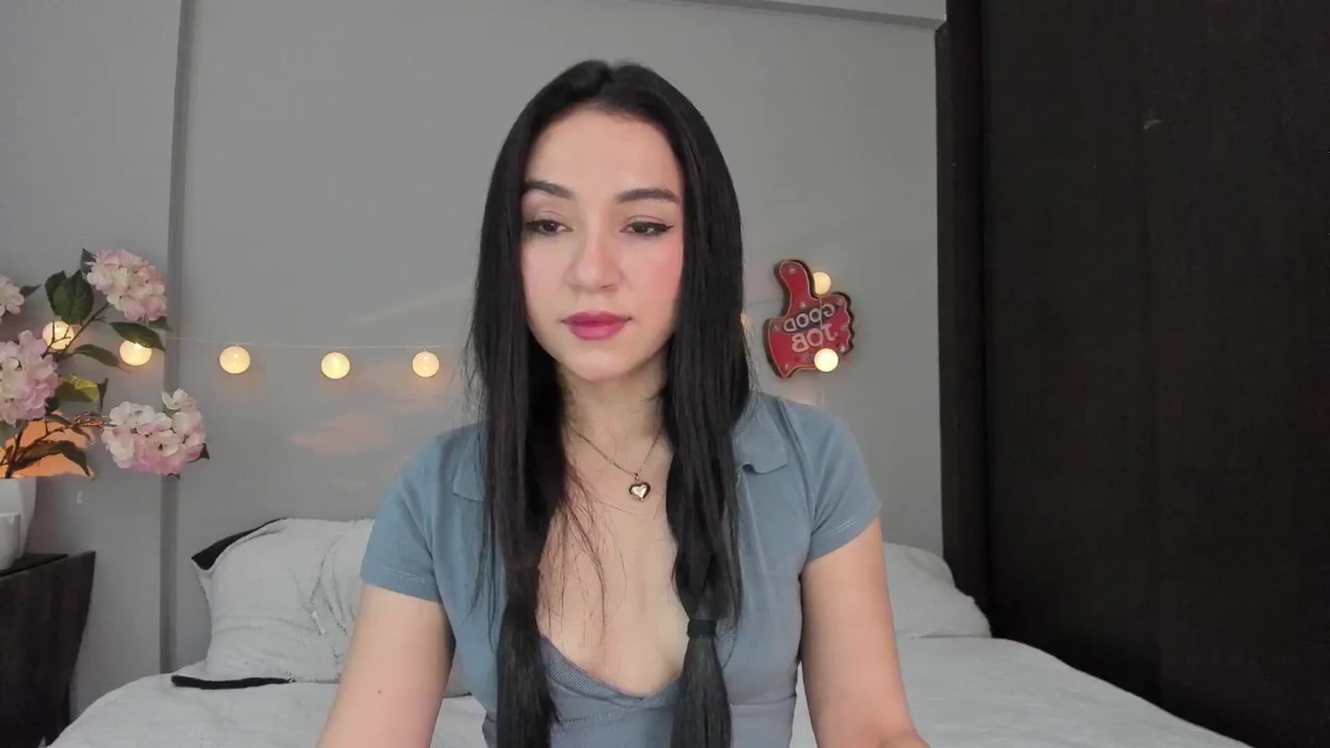 Gallery image thumbnail from dariadiaz_'s myfreecams stream on, 05/27/2025, 16:58 image 7 of 20