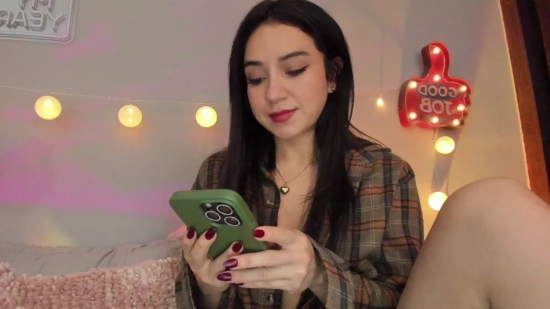 Gallery image thumbnail from dariadiaz_'s myfreecams stream on, 06/06/2025, 19:33 image 11 of 20