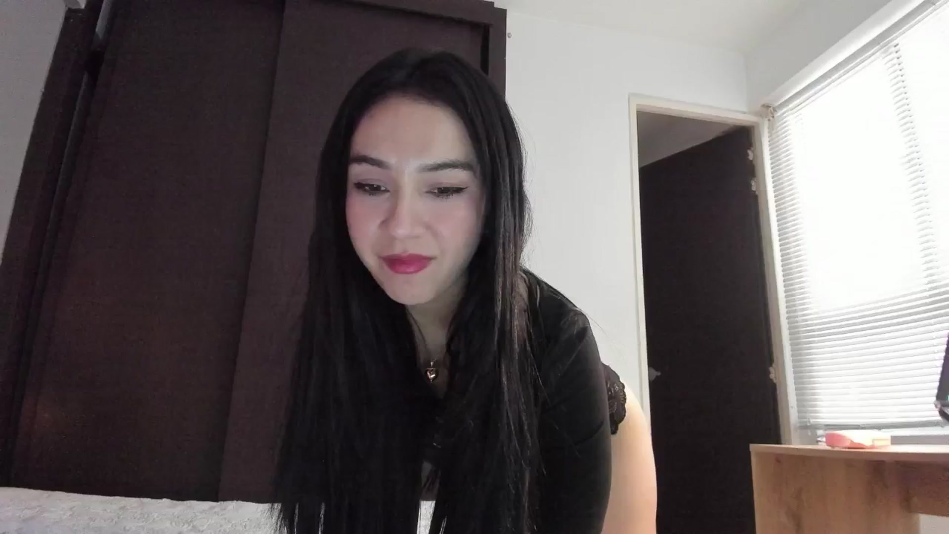 Gallery image thumbnail from dariadiaz_'s myfreecams stream on, 06/10/2025, 19:59 image 15 of 20