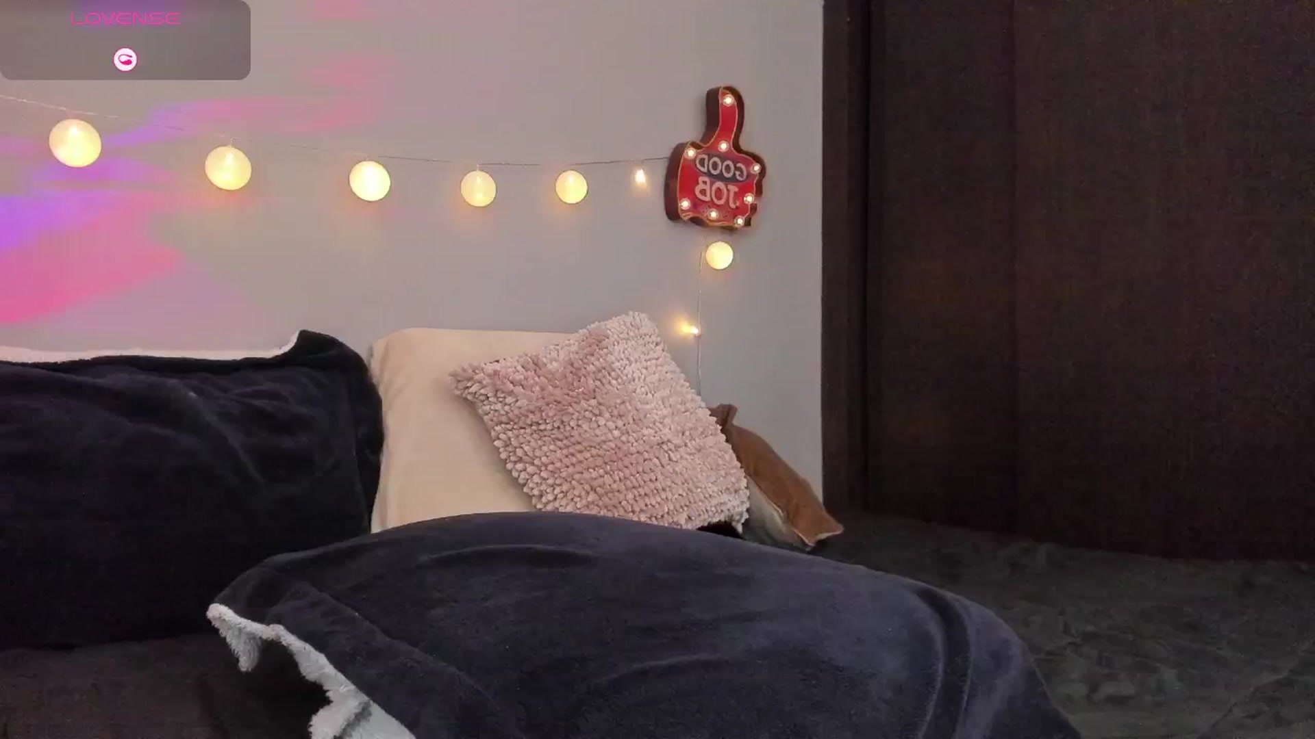 Gallery image thumbnail from dariadiaz_'s myfreecams stream on, 06/25/2025, 16:18 image 10 of 20