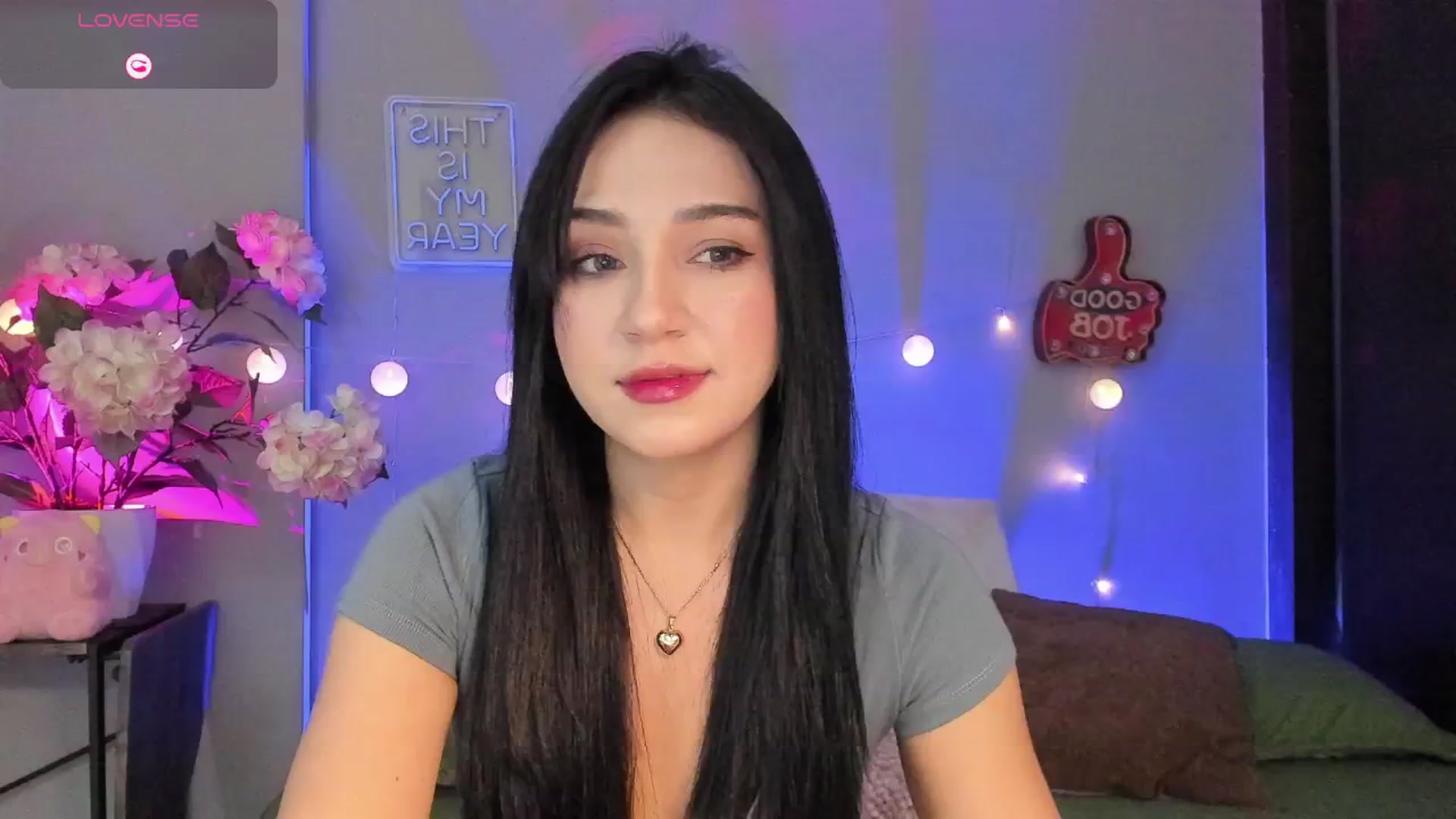 Gallery image thumbnail from dariadiaz_'s myfreecams stream on, 06/26/2025, 16:43 image 1 of 20