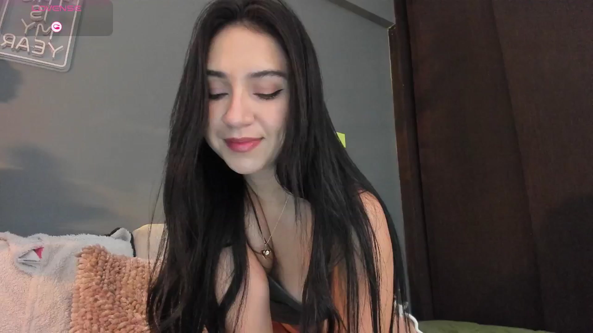 Gallery image thumbnail from dariadiaz_'s myfreecams stream on, 09/09/2025, 17:20 image 13 of 20