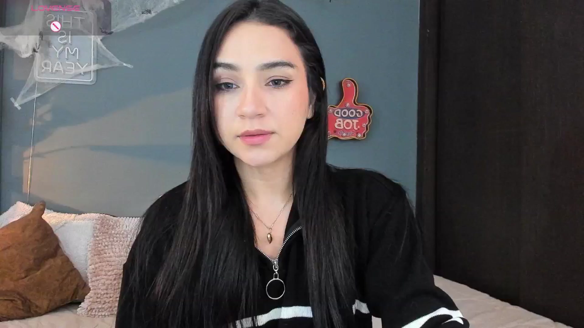 Gallery image thumbnail from dariadiaz_'s myfreecams stream on, 11/04/2025, 17:58 image 16 of 20
