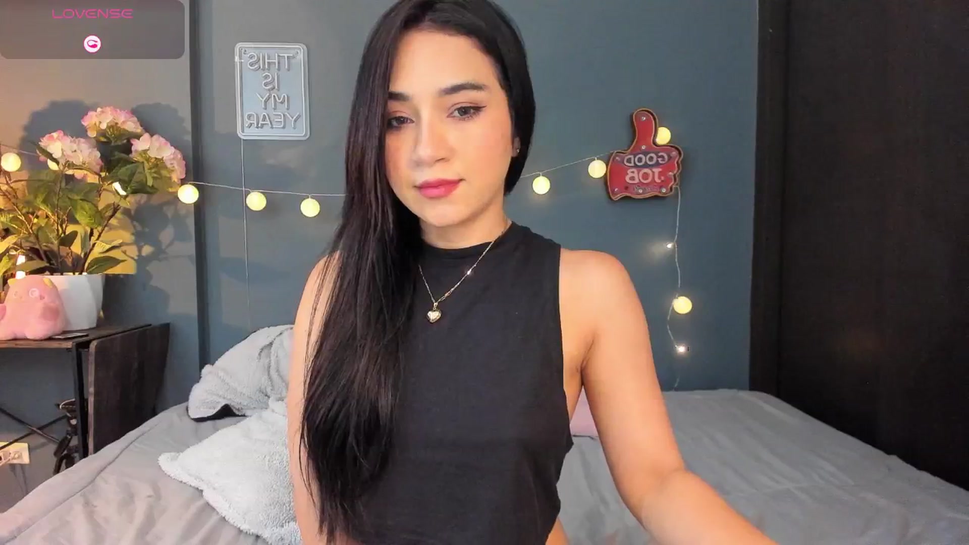 Gallery image thumbnail from dariadiaz_'s myfreecams stream on, 11/08/2025, 20:10 image 7 of 20