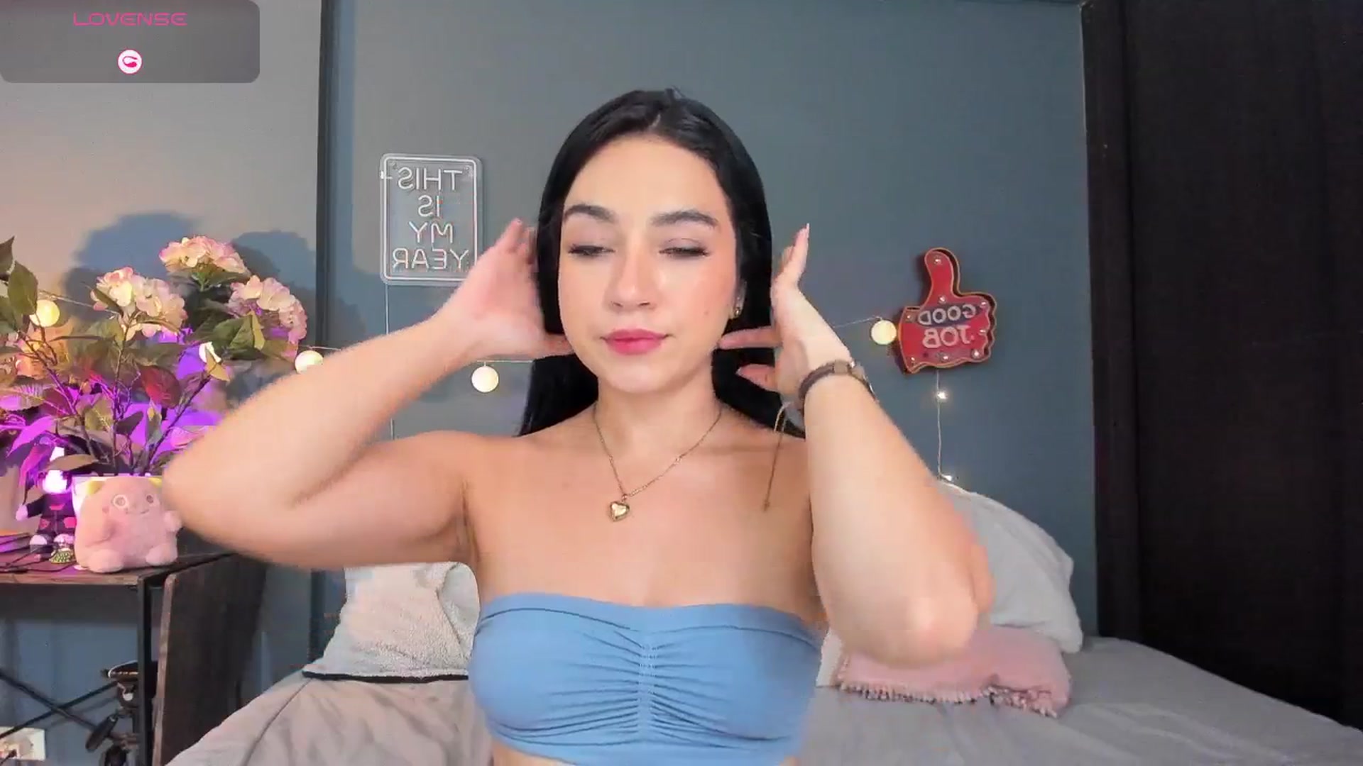 Gallery image thumbnail from dariadiaz_'s myfreecams stream on, 11/15/2025, 20:08 image 12 of 20