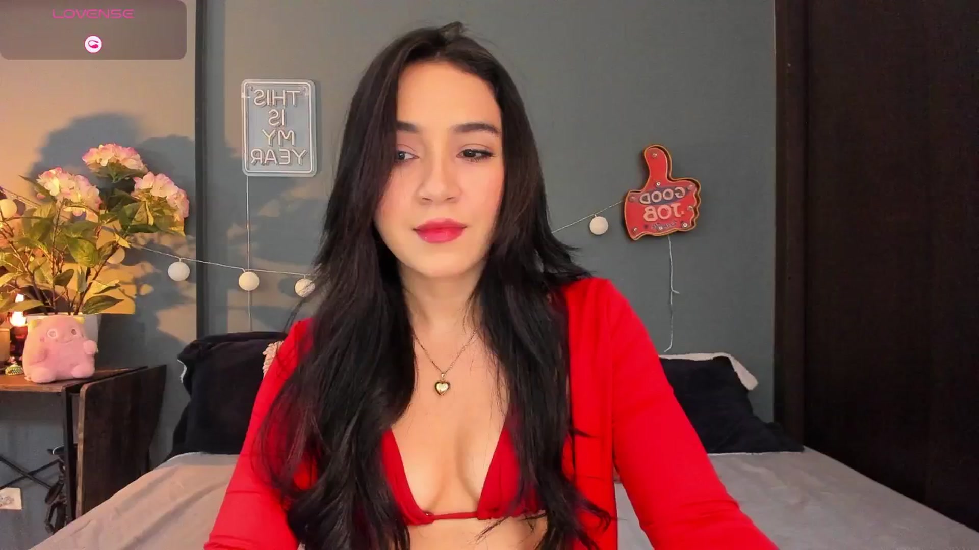Gallery image thumbnail from dariadiaz_'s myfreecams stream on, 11/16/2025, 15:05 image 1 of 20