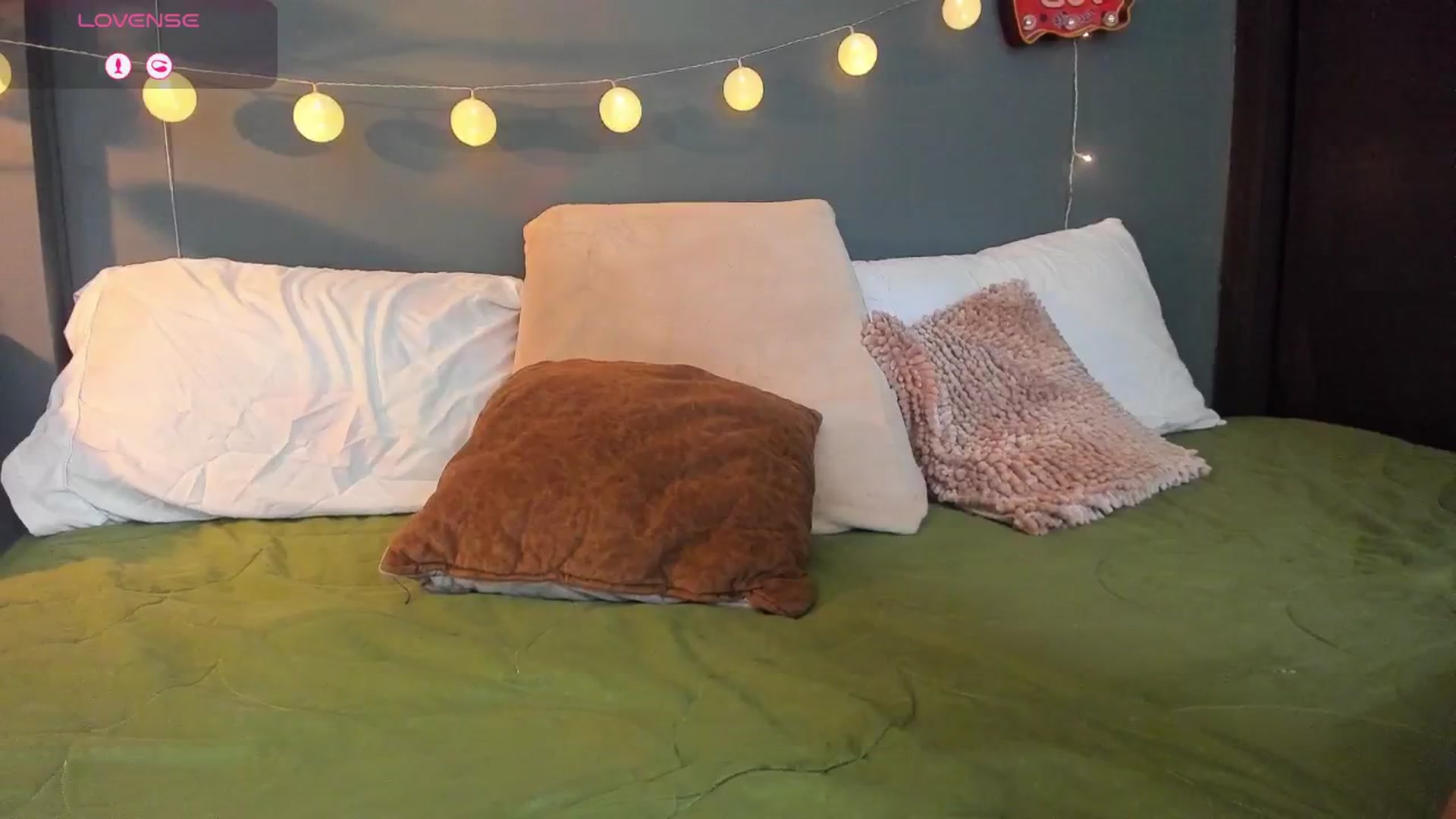 Gallery image thumbnail from dariadiaz_'s myfreecams stream on, 11/18/2025, 15:45 image 19 of 20
