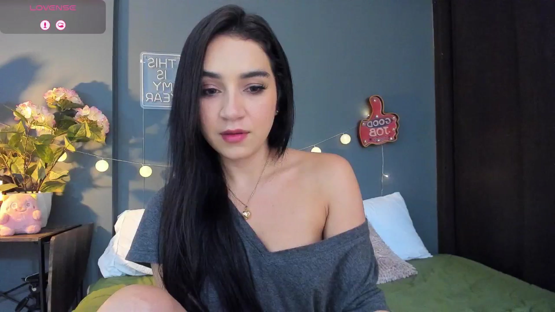 Gallery image thumbnail from dariadiaz_'s myfreecams stream on, 11/18/2025, 18:01 image 4 of 20