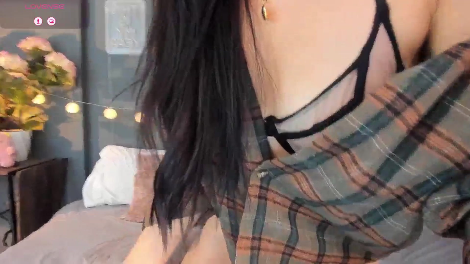 Gallery image thumbnail from dariadiaz_'s myfreecams stream on, 11/23/2025, 13:31 image 15 of 20