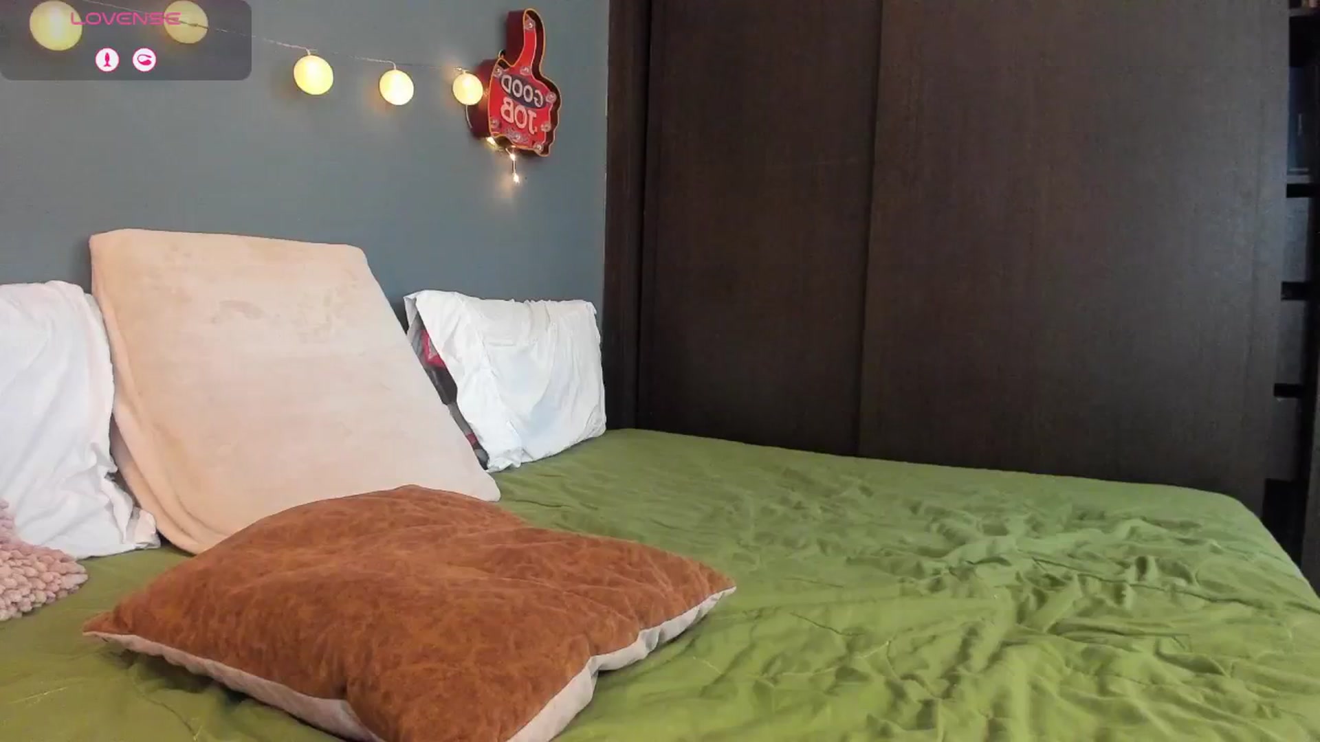 Gallery image thumbnail from dariadiaz_'s myfreecams stream on, 11/30/2025, 19:23 image 10 of 20