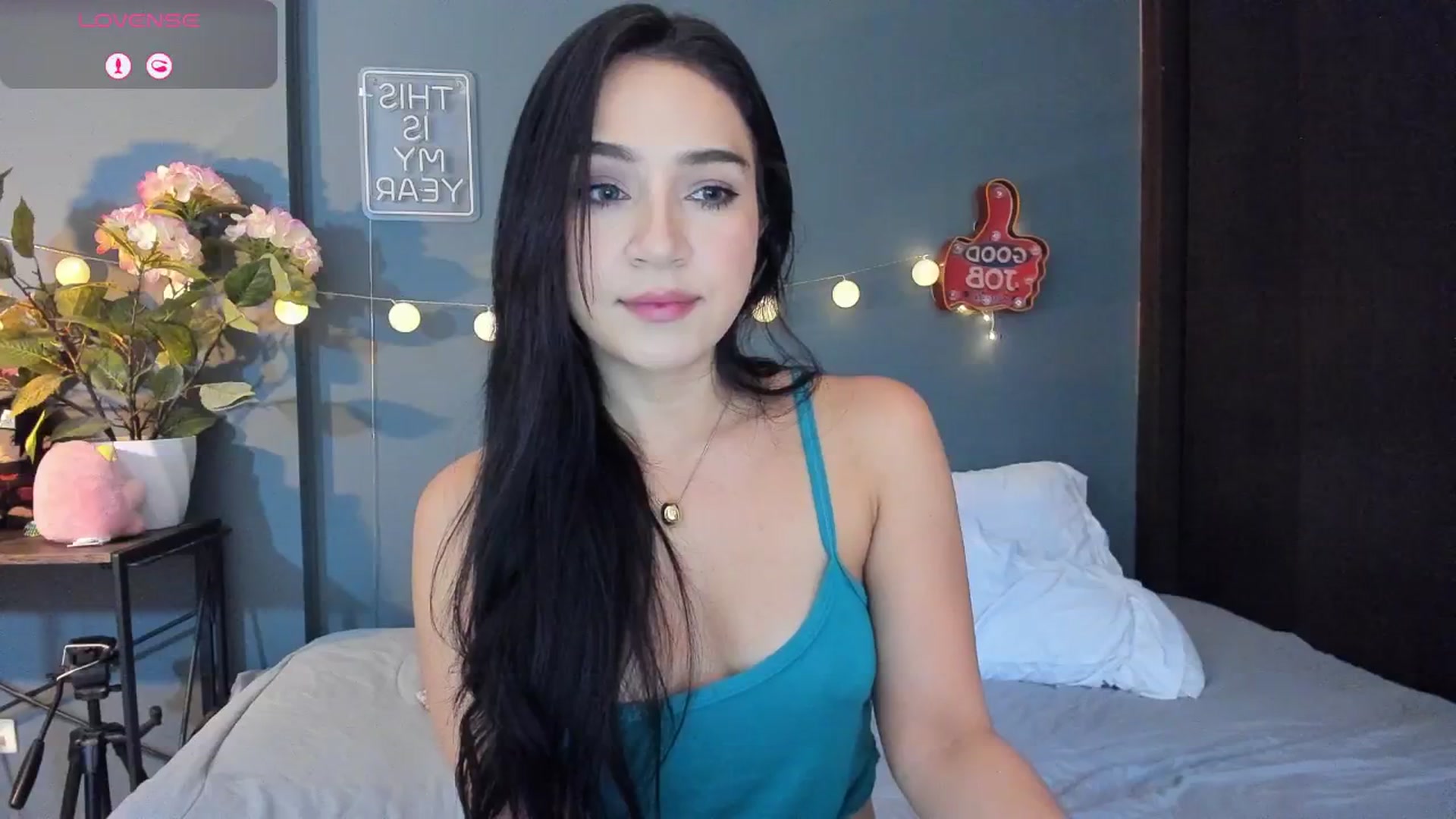 Gallery image thumbnail from dariadiaz_'s myfreecams stream on, 12/03/2025, 16:39 image 11 of 20