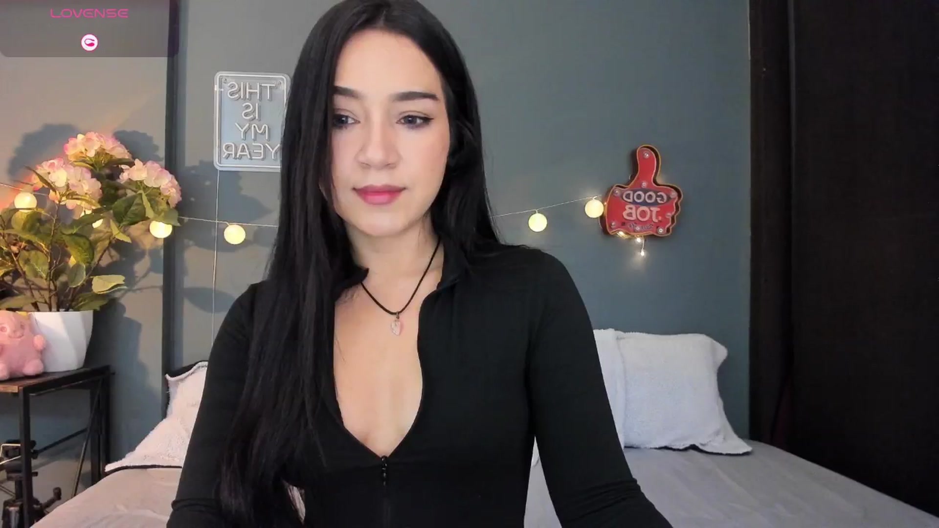 Gallery image thumbnail from dariadiaz_'s myfreecams stream on, 12/06/2025, 16:55 image 2 of 20