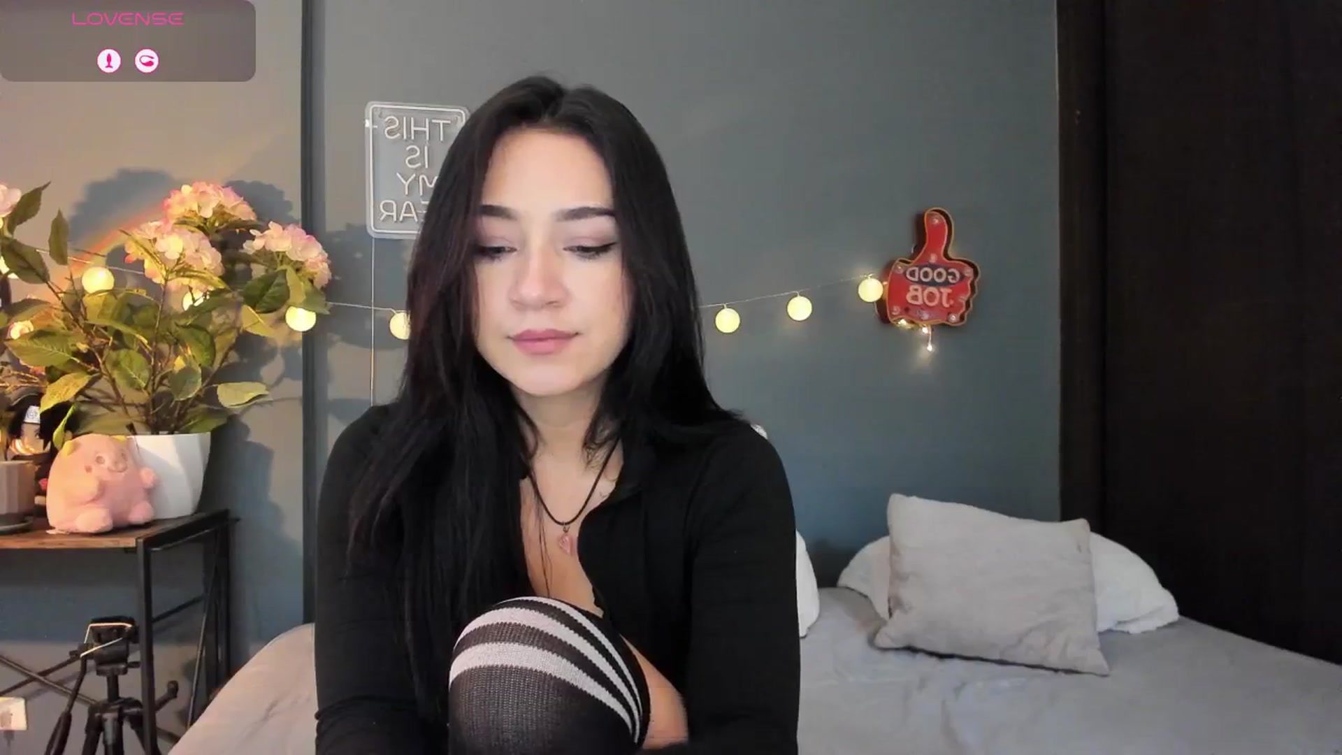 Gallery image thumbnail from dariadiaz_'s myfreecams stream on, 12/06/2025, 20:22 image 5 of 20