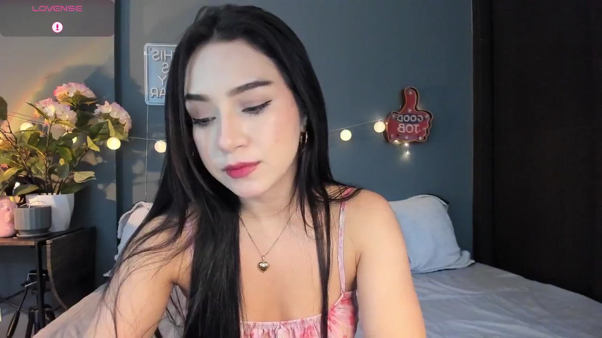 Gallery image thumbnail from dariadiaz_'s myfreecams stream on, 12/19/2025, 16:16 image 5 of 20