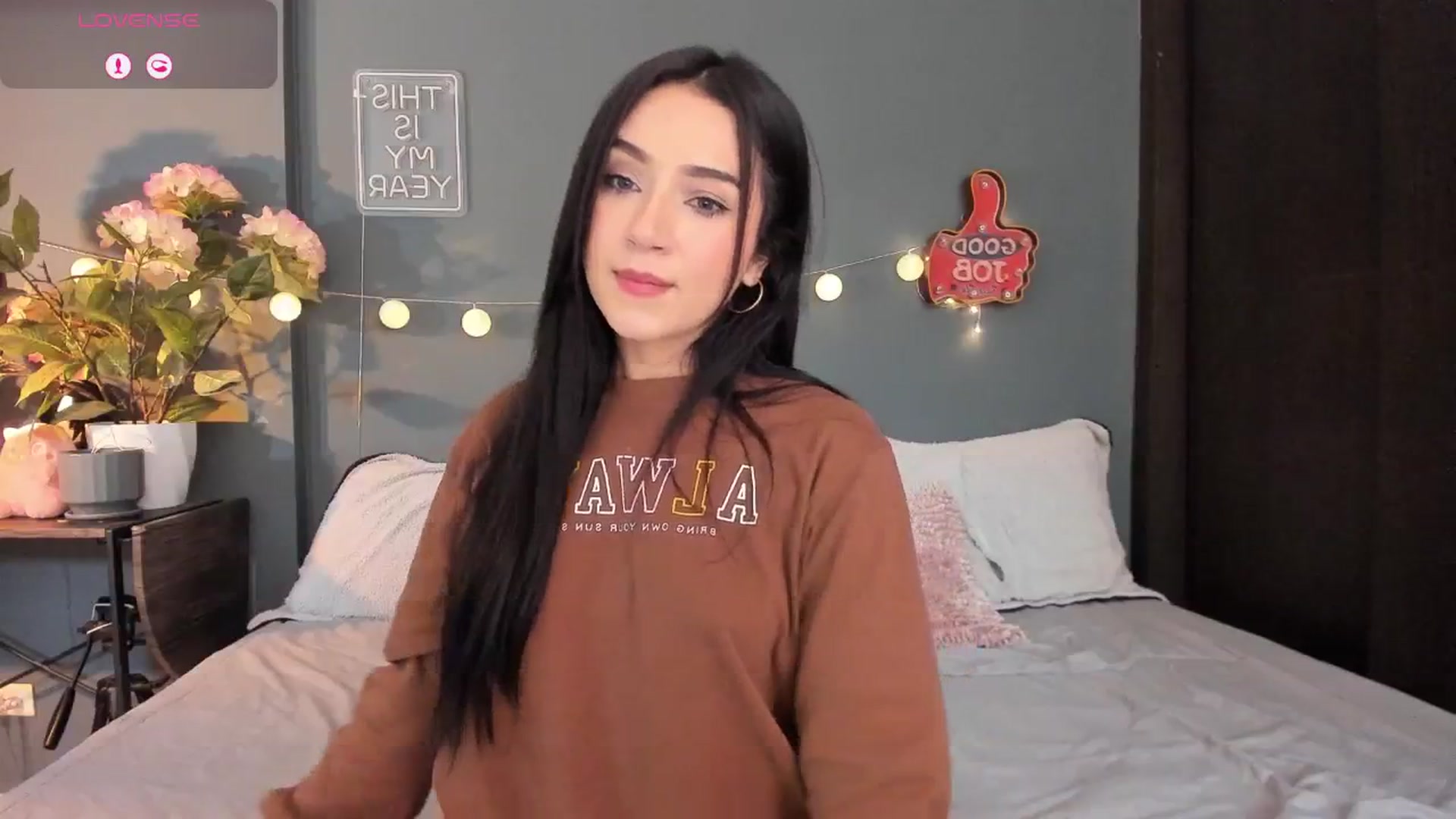 Gallery image thumbnail from dariadiaz_'s myfreecams stream on, 12/20/2025, 16:02 image 15 of 20