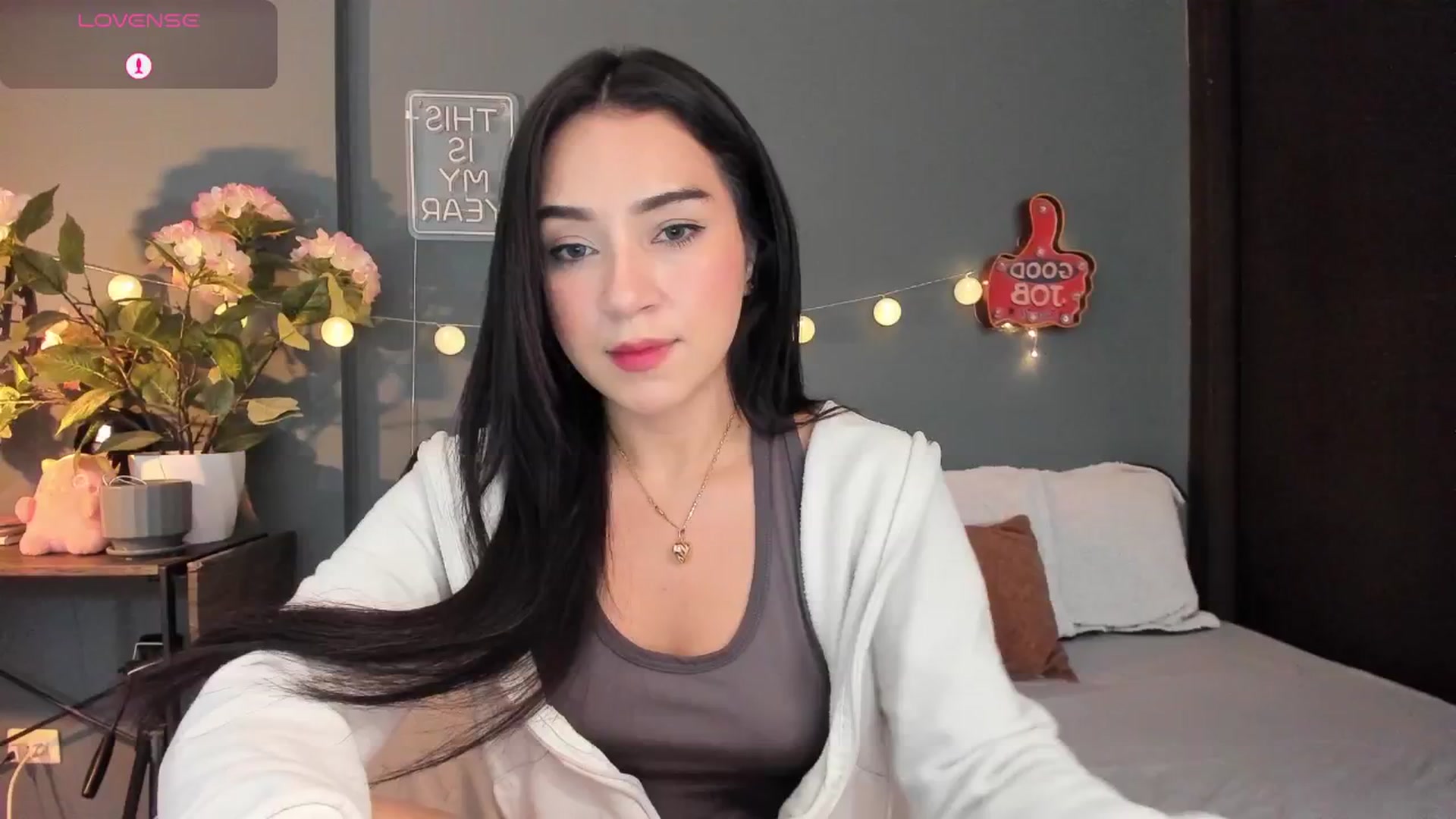 Gallery image thumbnail from dariadiaz_'s myfreecams stream on, 12/22/2025, 17:42 image 1 of 20