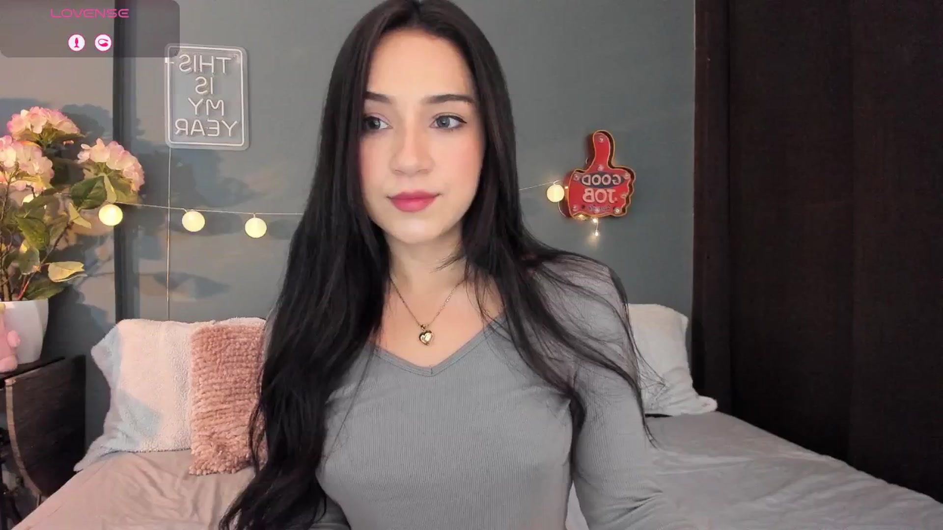 Gallery image thumbnail from dariadiaz_'s myfreecams stream on, 01/06/2026, 16:37 image 6 of 20