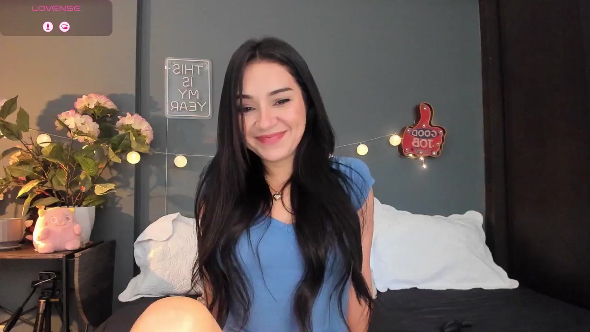 Gallery image thumbnail from dariadiaz_'s myfreecams stream on, 01/22/2026, 18:17 image 13 of 20