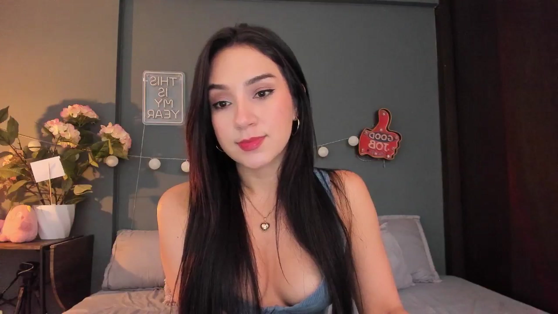 Gallery image thumbnail from dariadiaz_'s myfreecams stream on, 02/11/2026, 17:57 image 12 of 20