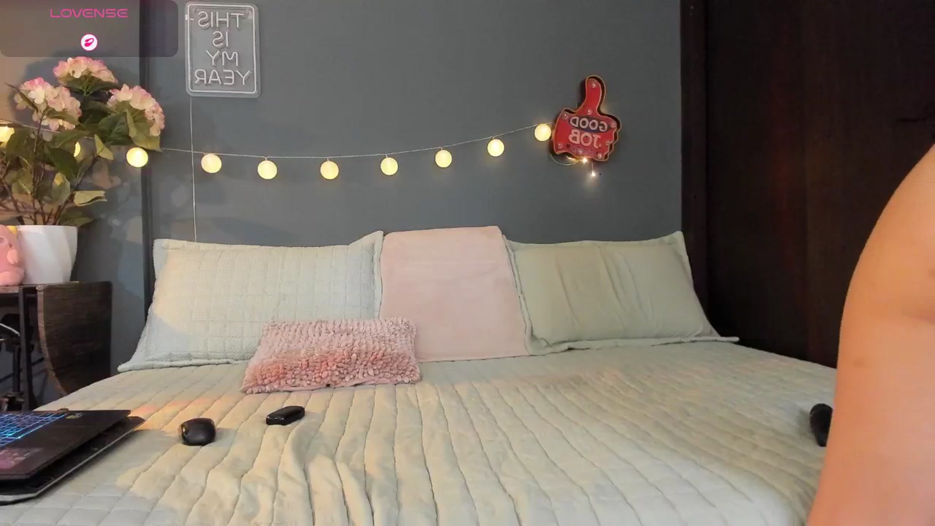 Gallery image thumbnail from dariadiaz_'s myfreecams stream on, 03/03/2026, 17:46 image 4 of 20