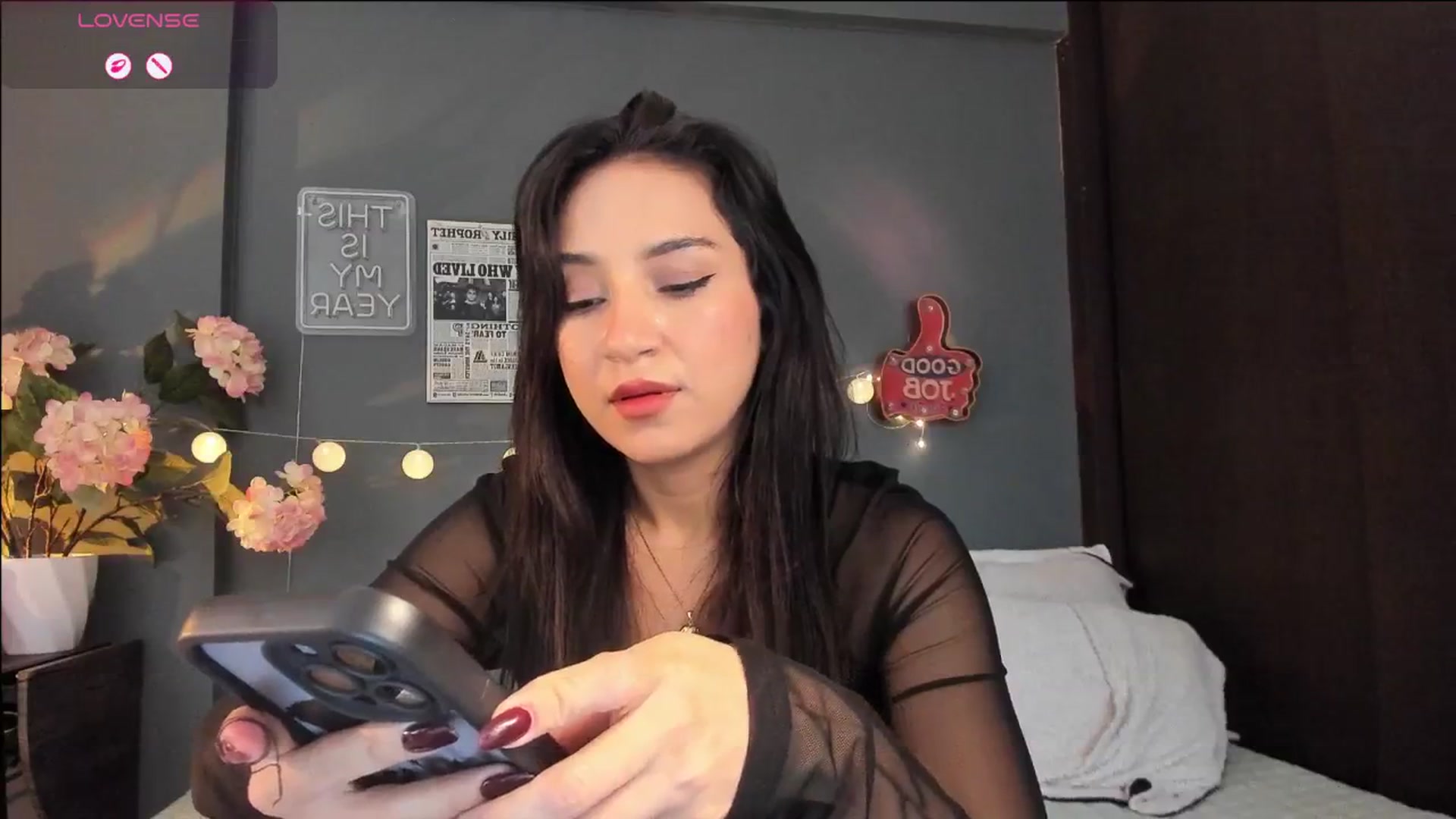 Gallery image thumbnail from dariadiaz_'s myfreecams stream on, 04/05/2026, 17:07 image 15 of 20