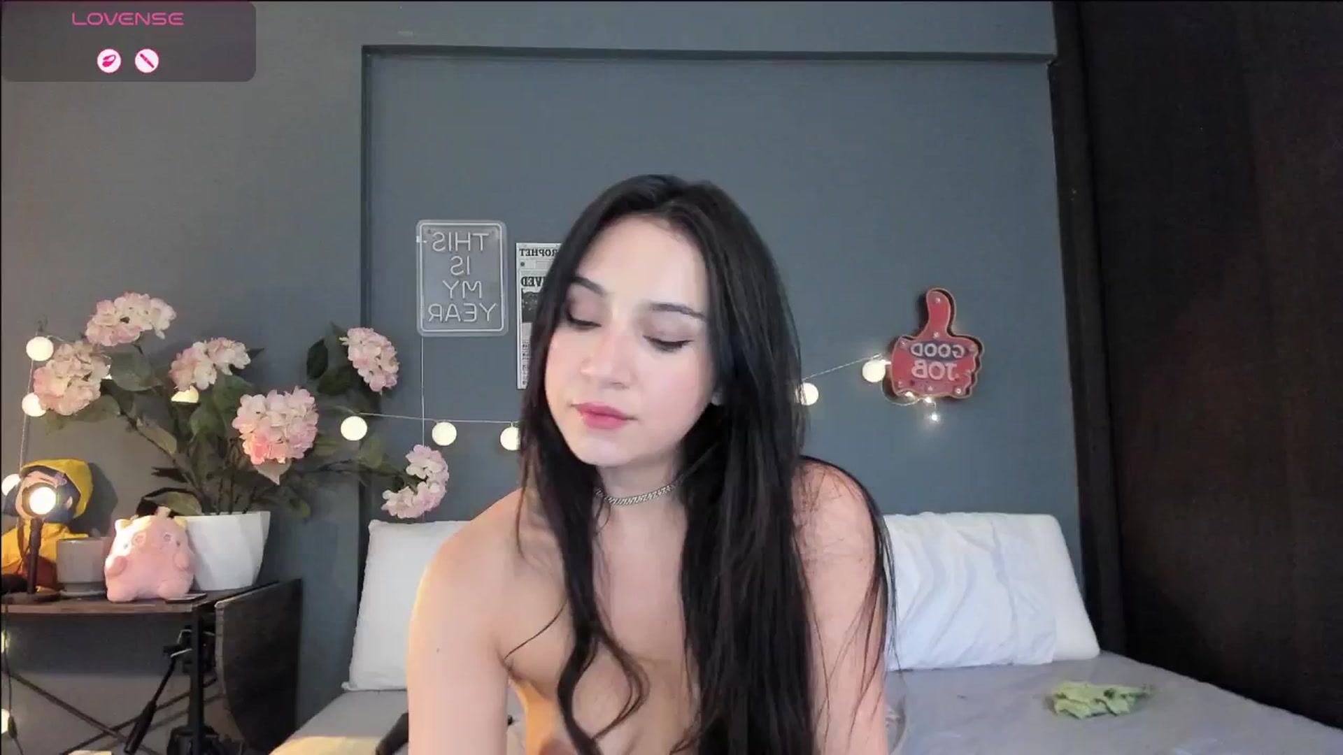 Gallery image thumbnail from dariadiaz_'s myfreecams stream on, 04/22/2026, 18:41 image 1 of 20