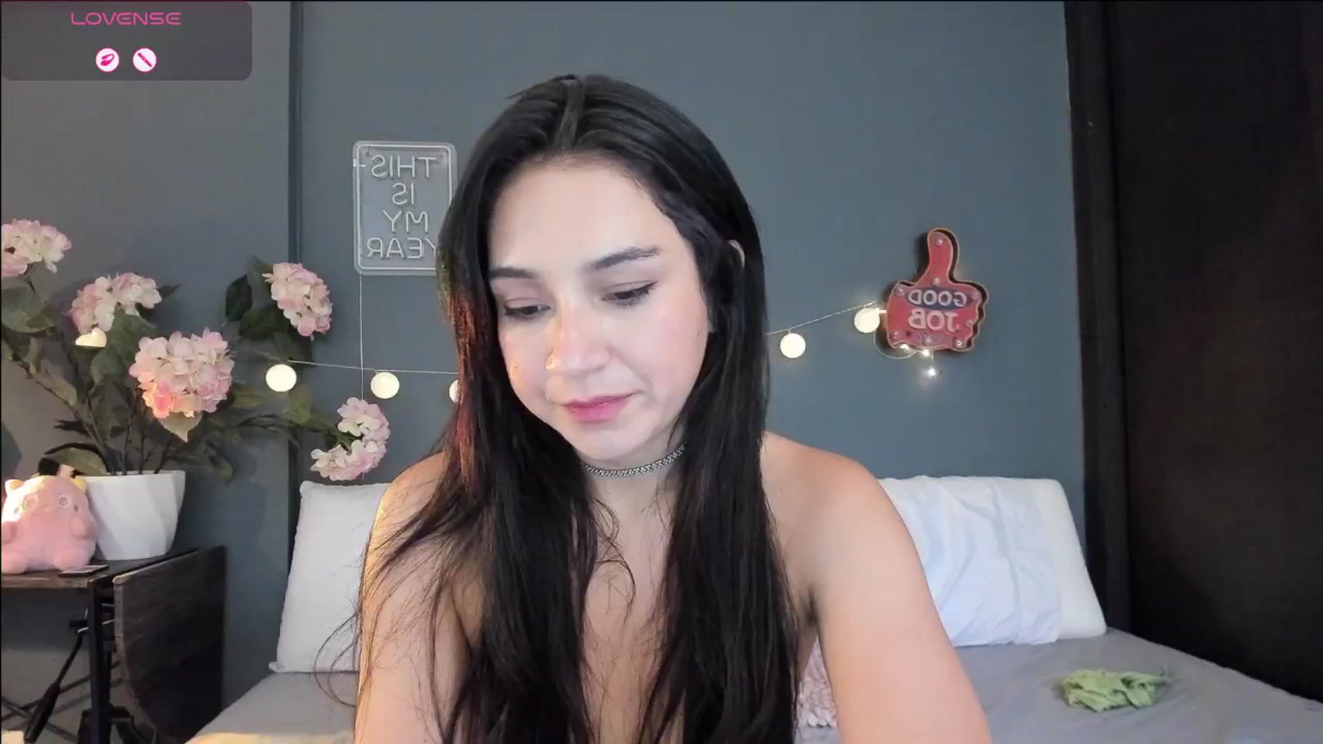 Gallery image thumbnail from dariadiaz_'s myfreecams stream on, 04/22/2026, 18:41 image 5 of 20