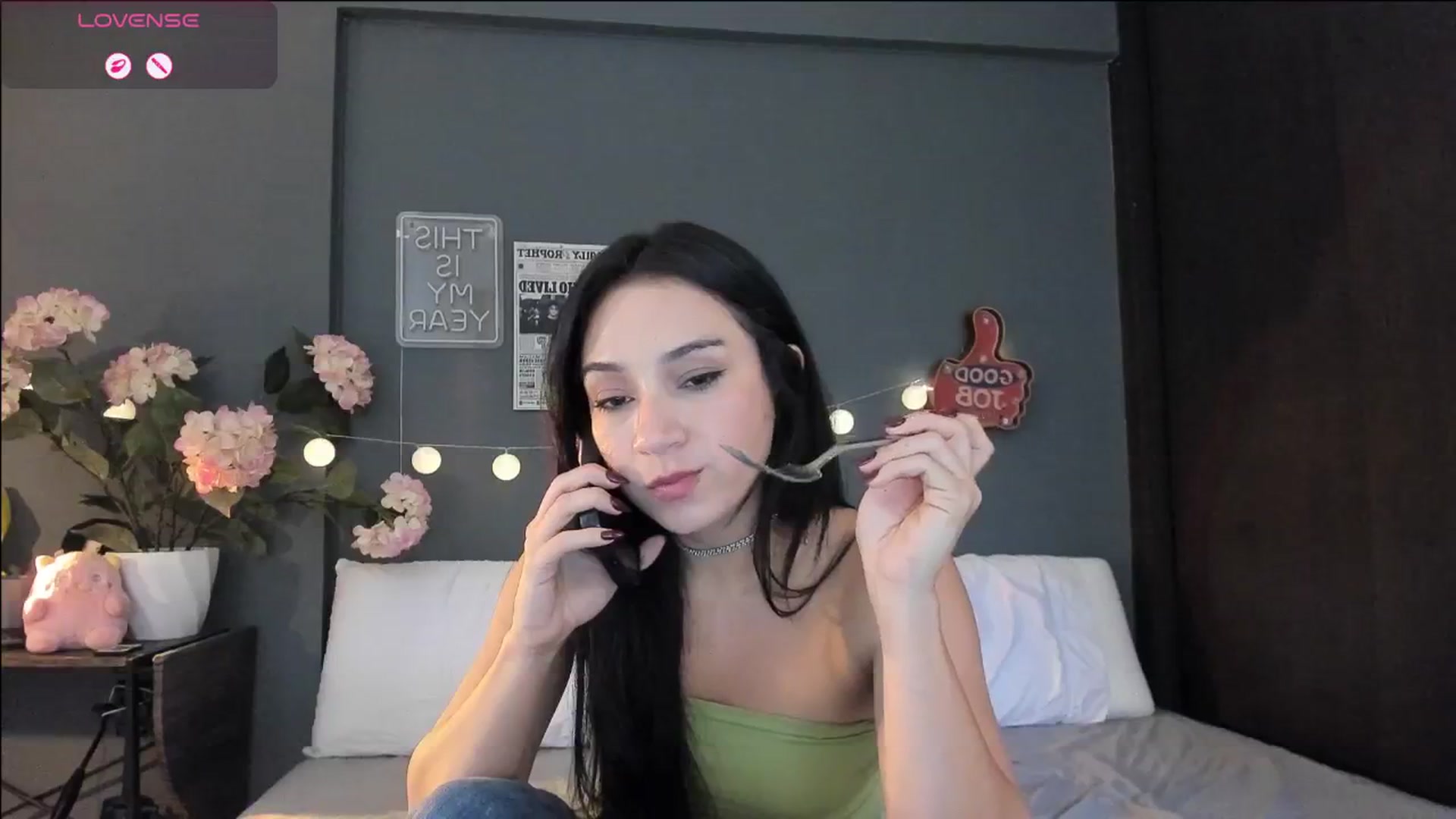 Gallery image thumbnail from dariadiaz_'s myfreecams stream on, 04/22/2026, 18:41 image 13 of 20
